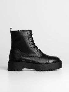 WOMENS HARLOW LUNA SHORT BOOT sold by Blackwell