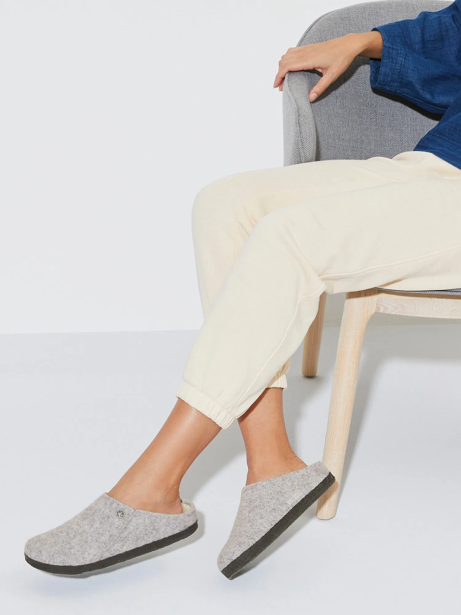 WOMENS BIRKENSTOCK ZERMATT SHEARLING SLIPPERS - MEDIUM/NARROW FIT sold by Blackwell product image thumbnail 4