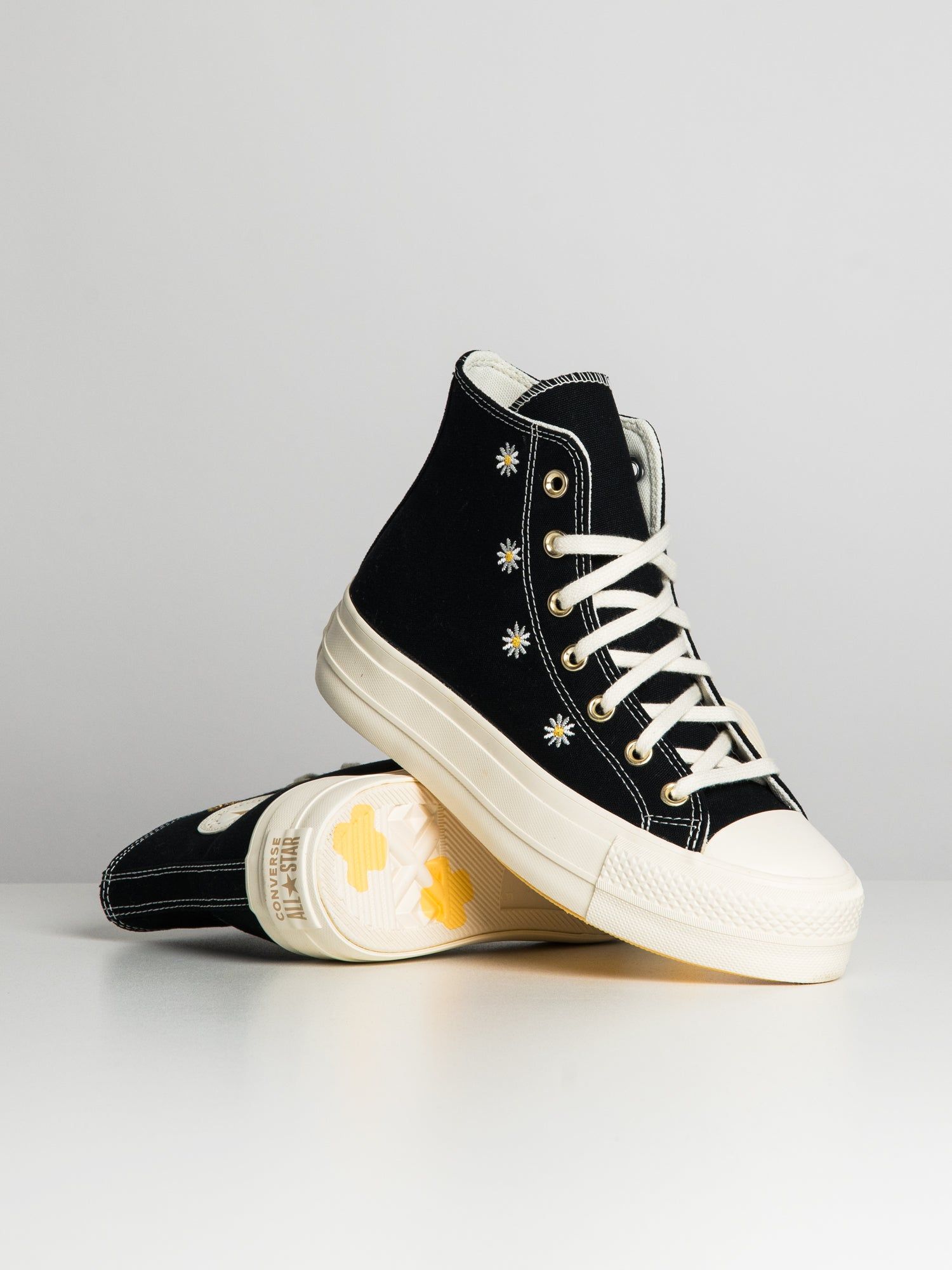 WOMENS CONVERSE CHUCK TAYLOR ALL-STARS HI LIFT sold by Blackwell product image thumbnail 2