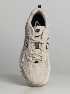 WOMENS NEW BALANCE THE 530 - MUSHROOM sold by Blackwell