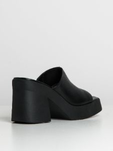 WOMENS STEVE MADDEN KANE sold by Blackwell