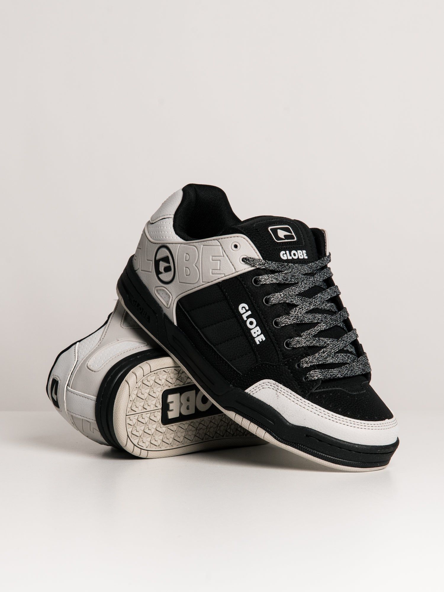 MENS GLOBE TILT SNEAKER sold by Blackwell product image thumbnail 2