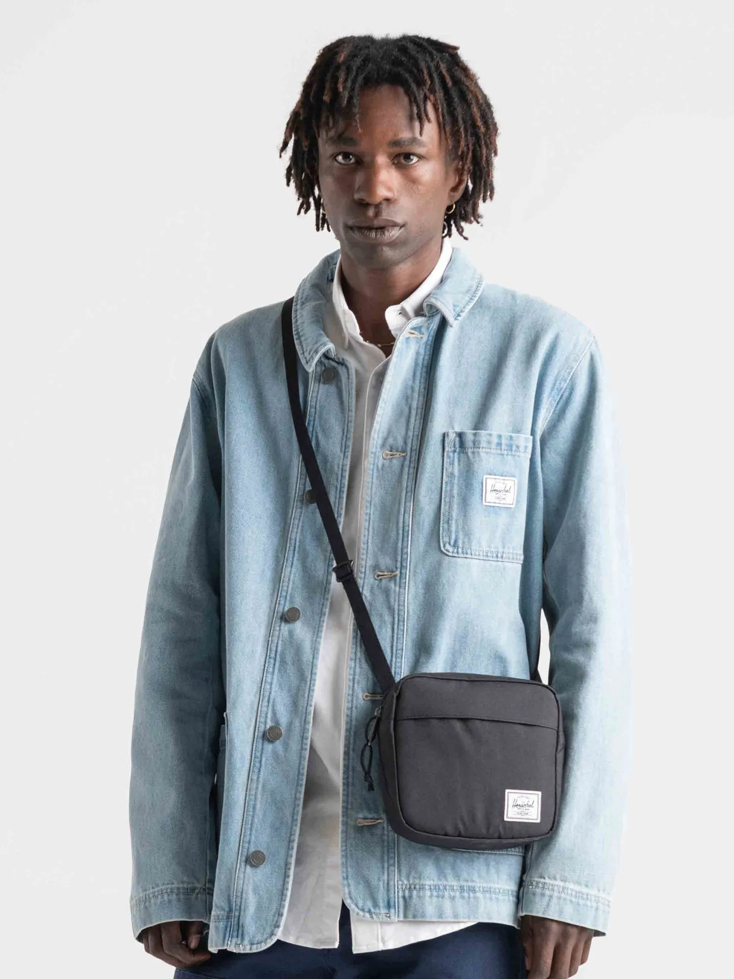 HERSCHEL SUPPLY CO. CLASSIC 2L CROSSBODY sold by Blackwell product image thumbnail 2
