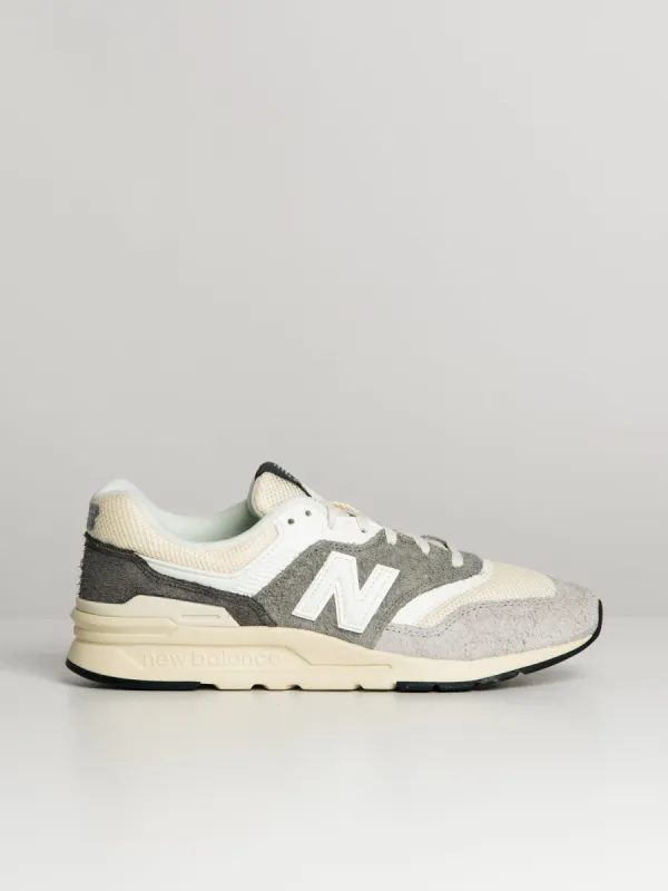 MENS NEW BALANCE THE 997 - LIGHT ALUMINUM SNEAKER sold by Blackwell