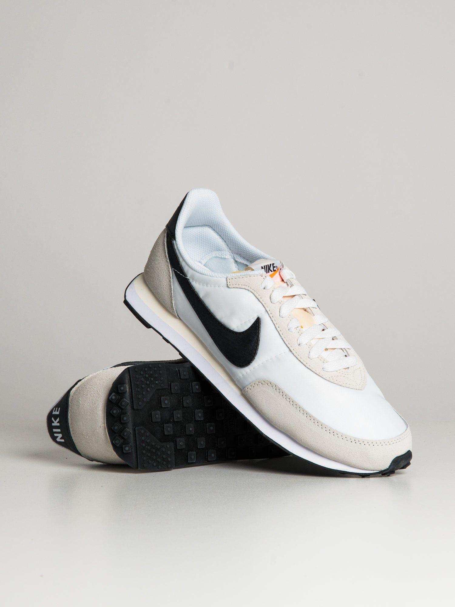 MENS NIKE WAFFLE TRAINER 2 SNEAKERS sold by Blackwell product image thumbnail 2