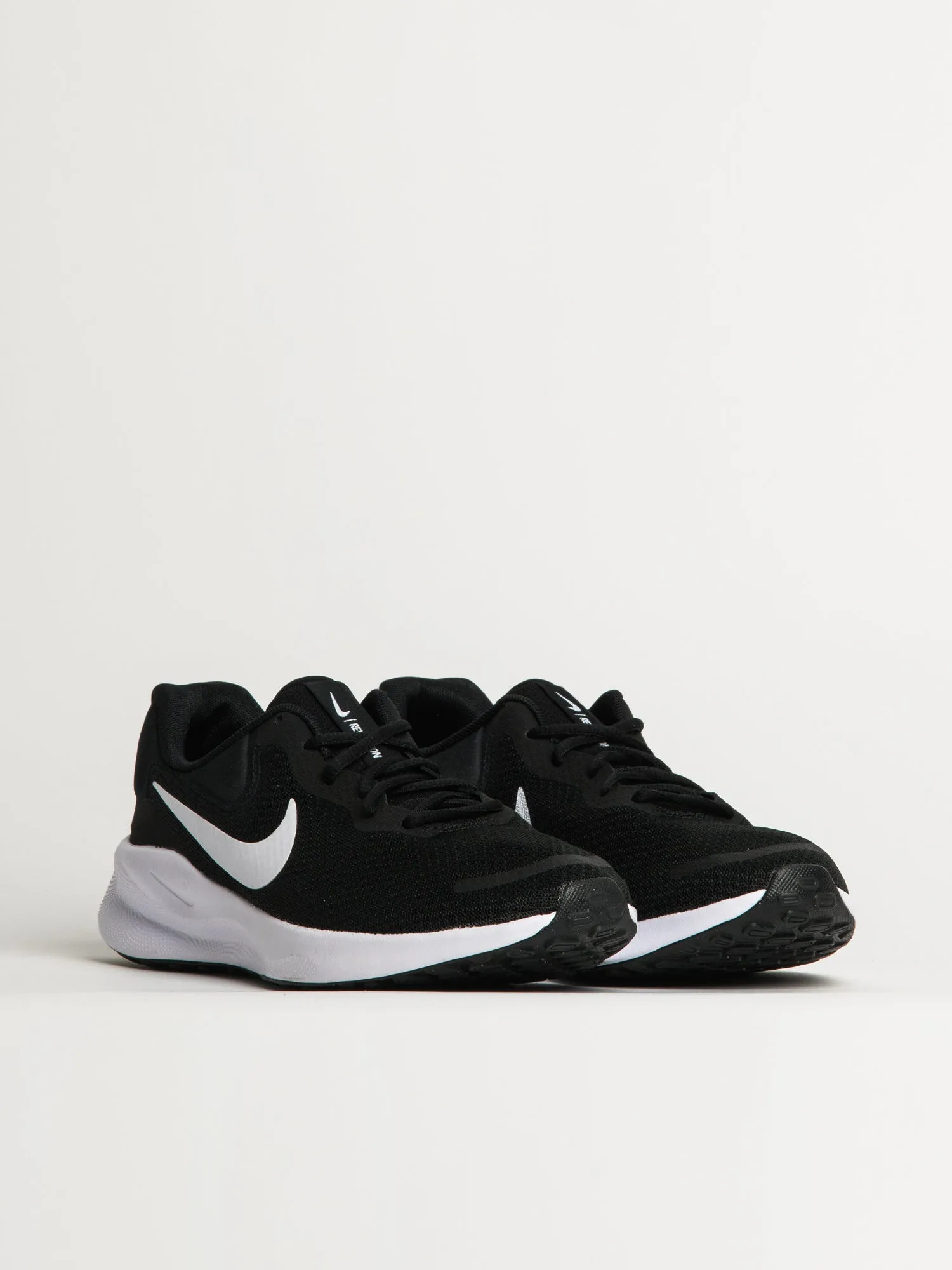 MENS NIKE REVOLUTION 7 RUNNING SHOE - BLACK/WHITE sold by Blackwell product image thumbnail 2