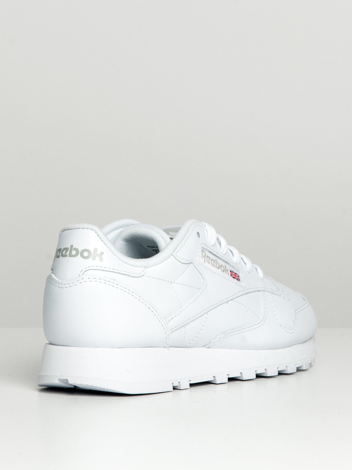 WOMENS REEBOK CLASSIC LEATHER SNEAKERS sold by Blackwell product image thumbnail 3
