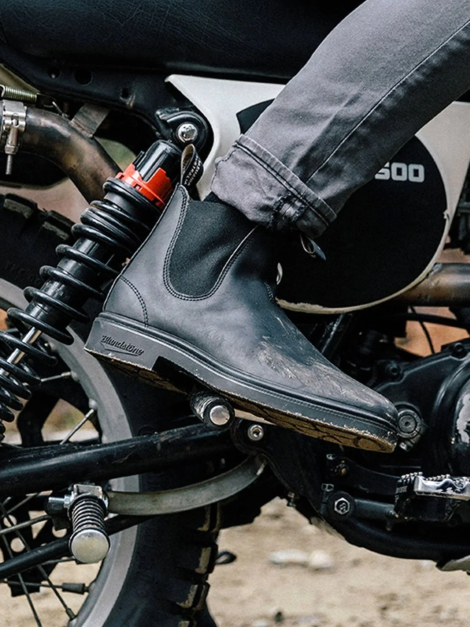 MENS BLUNDSTONE DRESS BLACK BOOT sold by Blackwell product image thumbnail 3