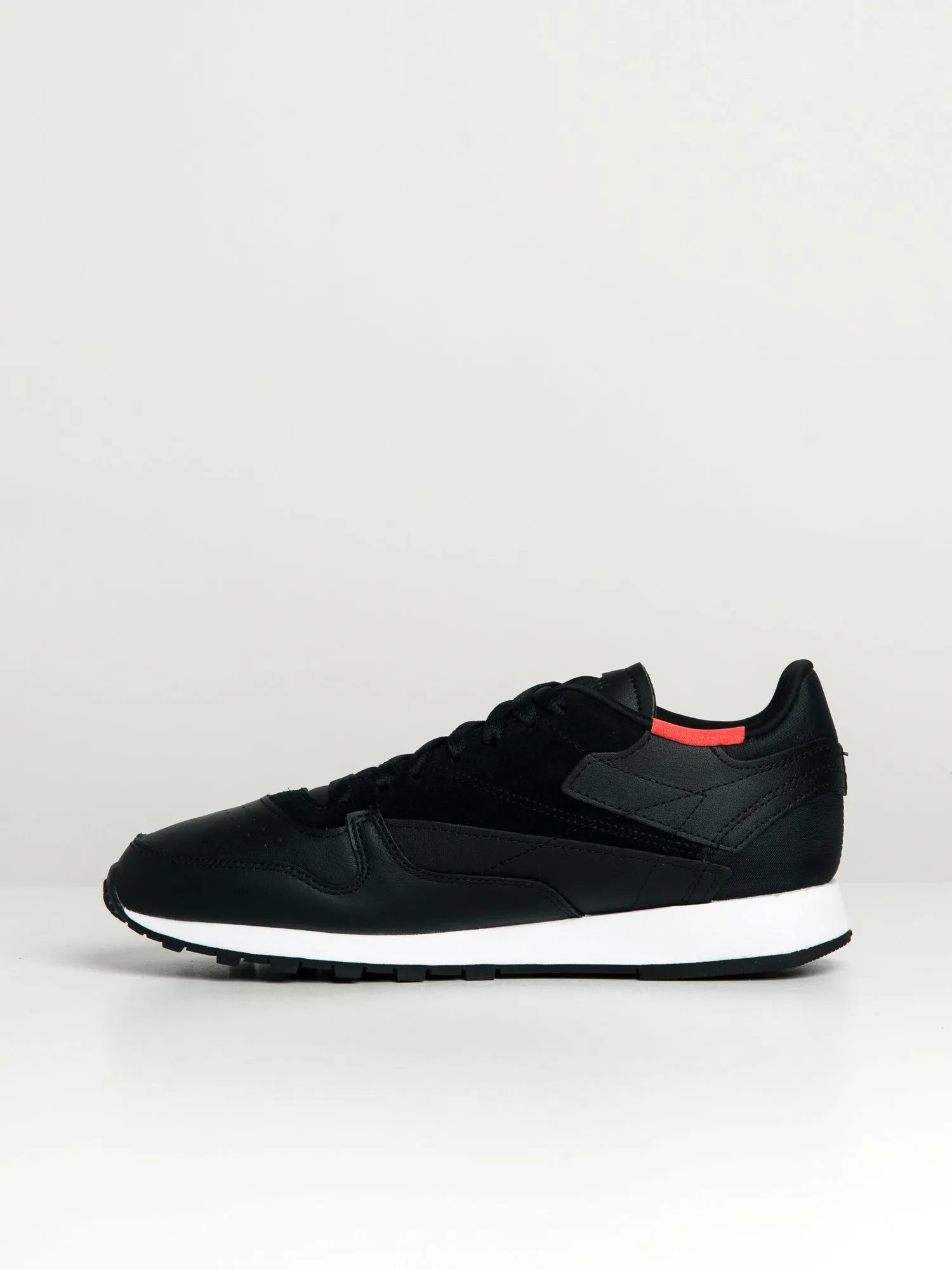 MENS REEBOK CLASSIC LEATHER SNEAKERS - CLEARANCE sold by Blackwell product image thumbnail 4