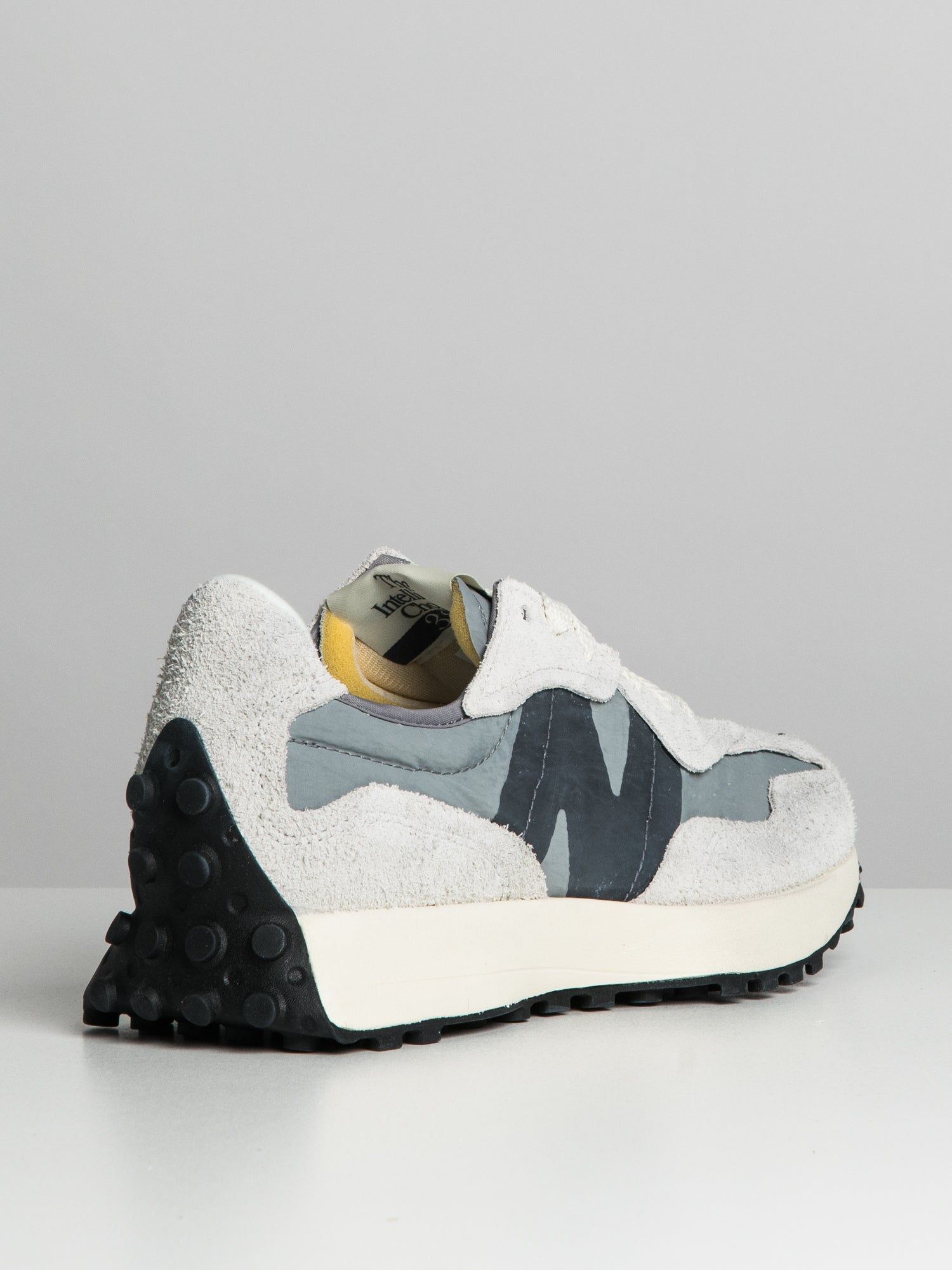 MENS NEW BALANCE THE 327 sold by Blackwell product image thumbnail 3