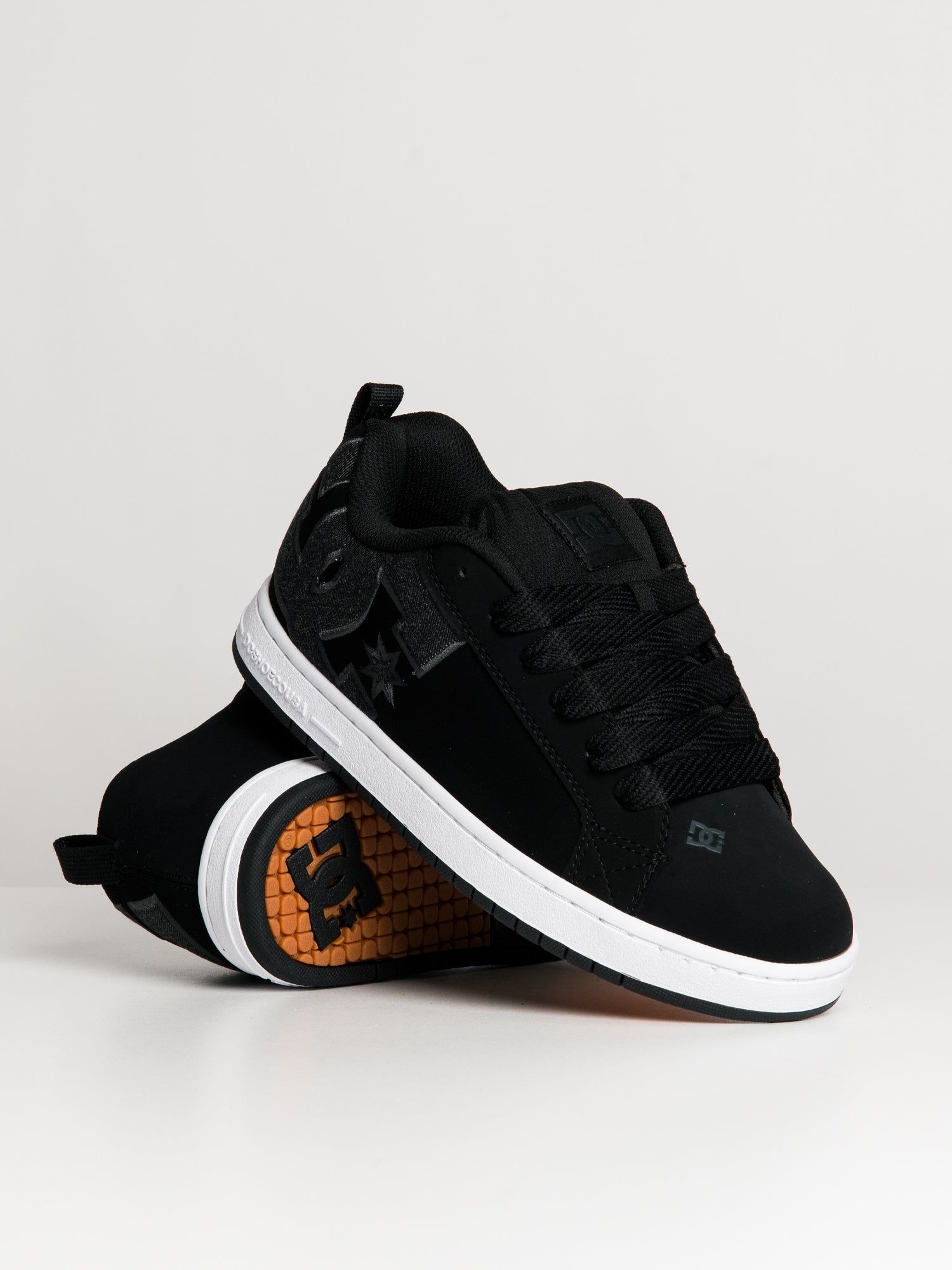 MENS DC SHOES COURT GRAFFIK SNEAKER sold by Blackwell product image thumbnail 2