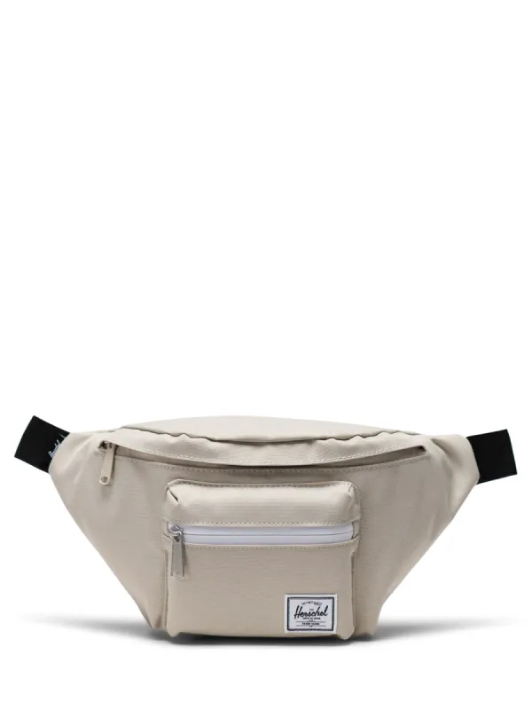 HERSCHEL SUPPLY CO. SEVENTEEN 3.5L sold by Blackwell