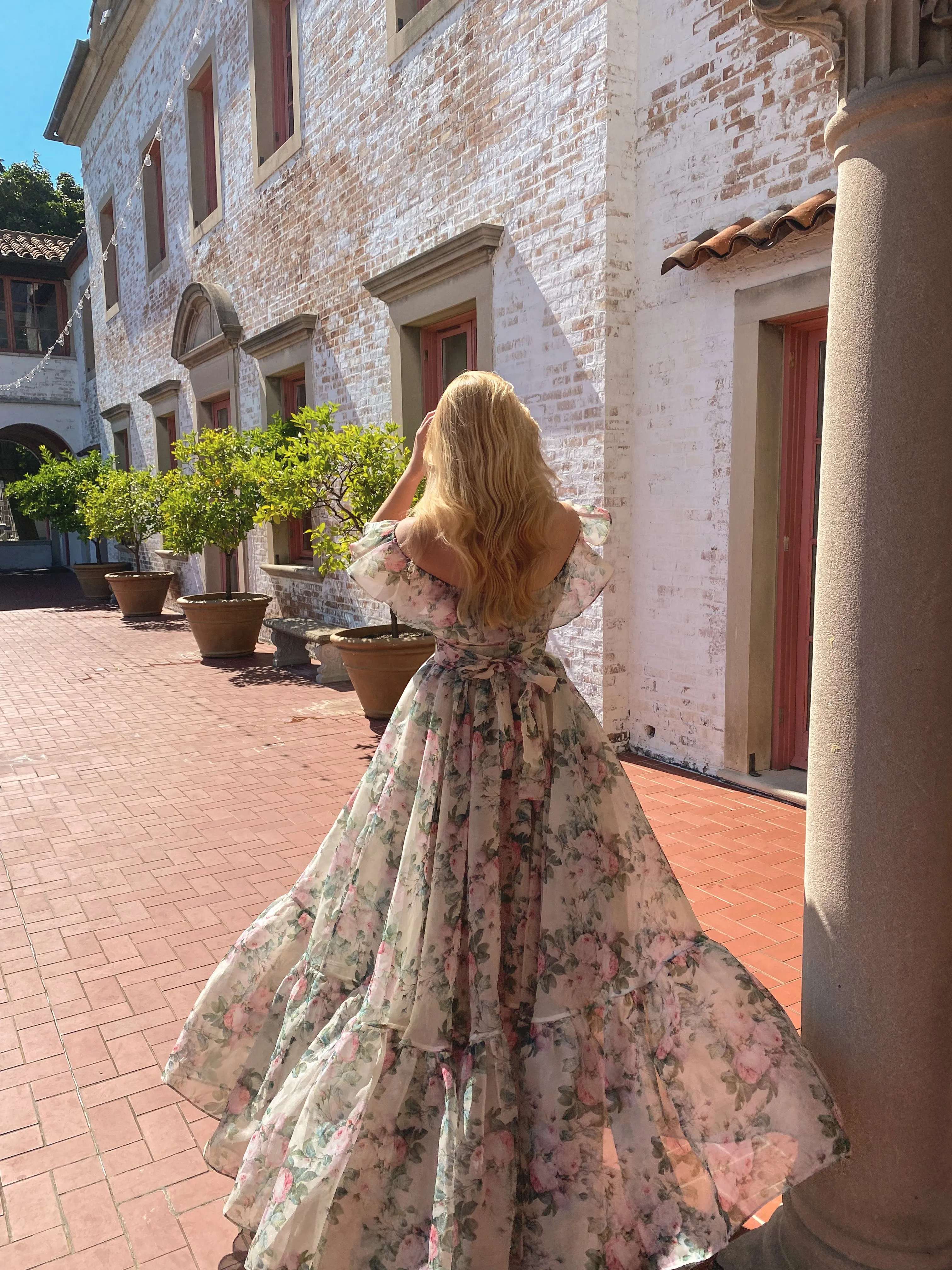 The Garden Roses Romance Novel sold by Selkie product image thumbnail 4