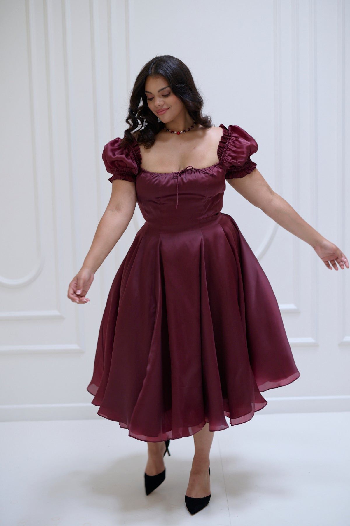 【送料&関税込】Bode Embroidered Silk Blend Stadium Dress Bode Embroidered Silk Blend Stadium Dress Bode