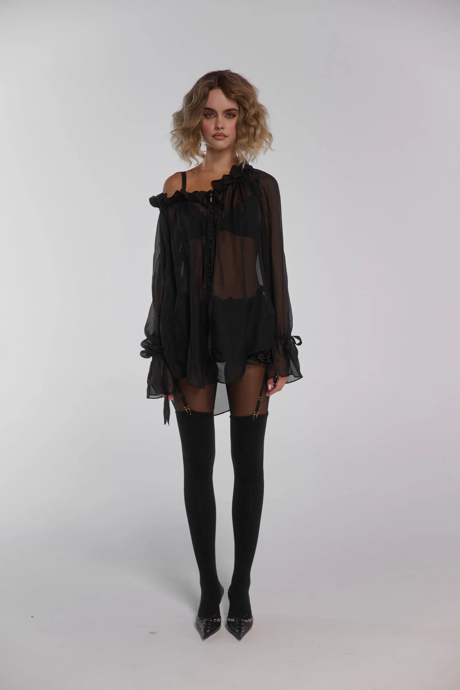 The Silk Caviar Shakespeare Blouse sold by Selkie product image thumbnail 3