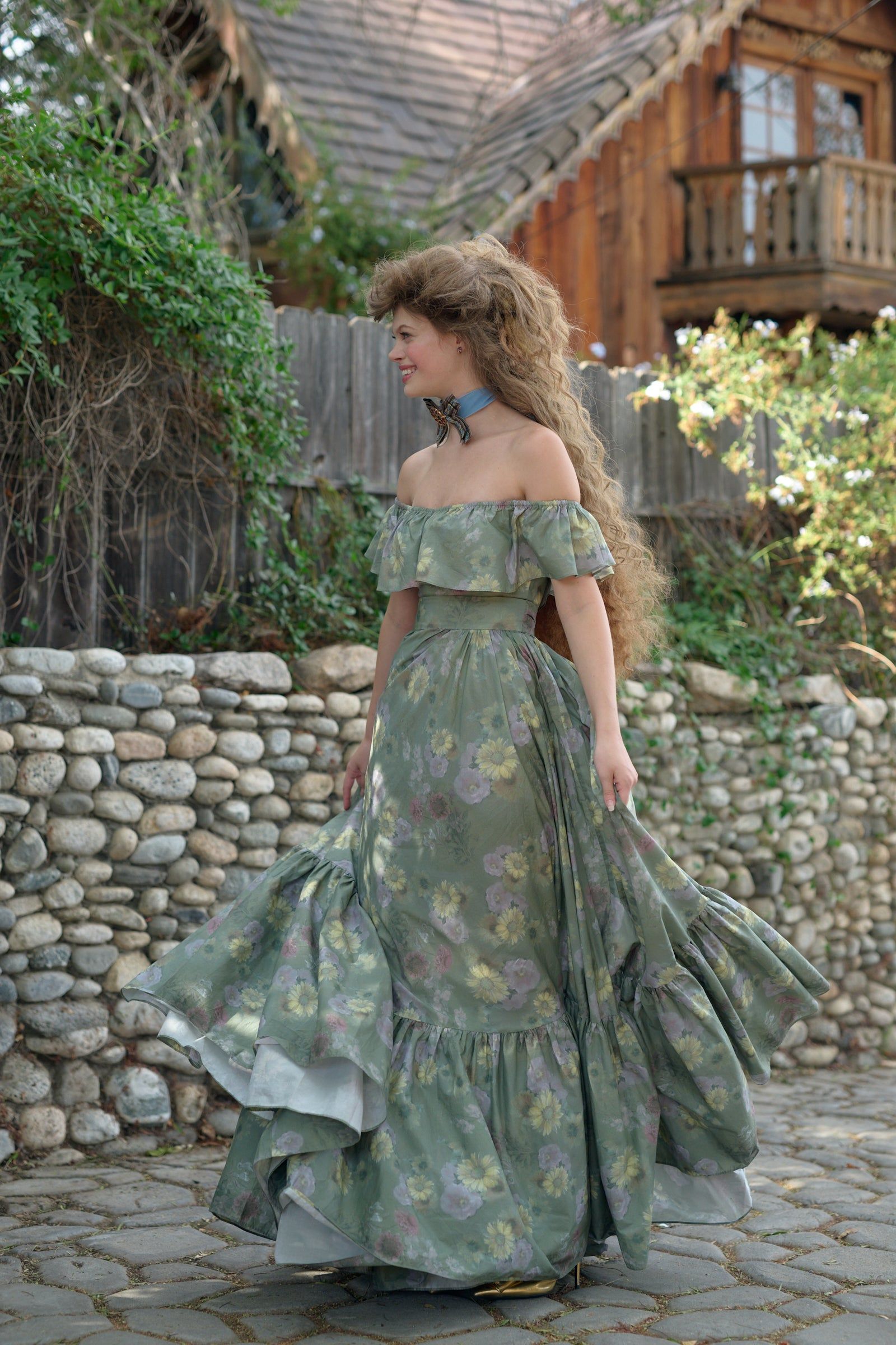 The Chalk Dust Floral Romance Novel sold by Selkie