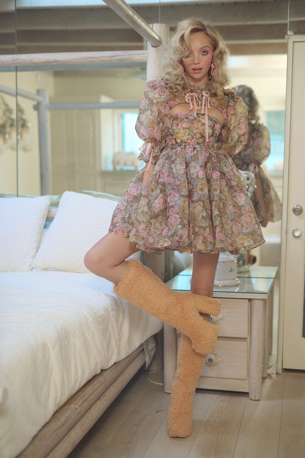 Jardin De Fleurs Shrug Puff Dress sold by Selkie product image thumbnail 2