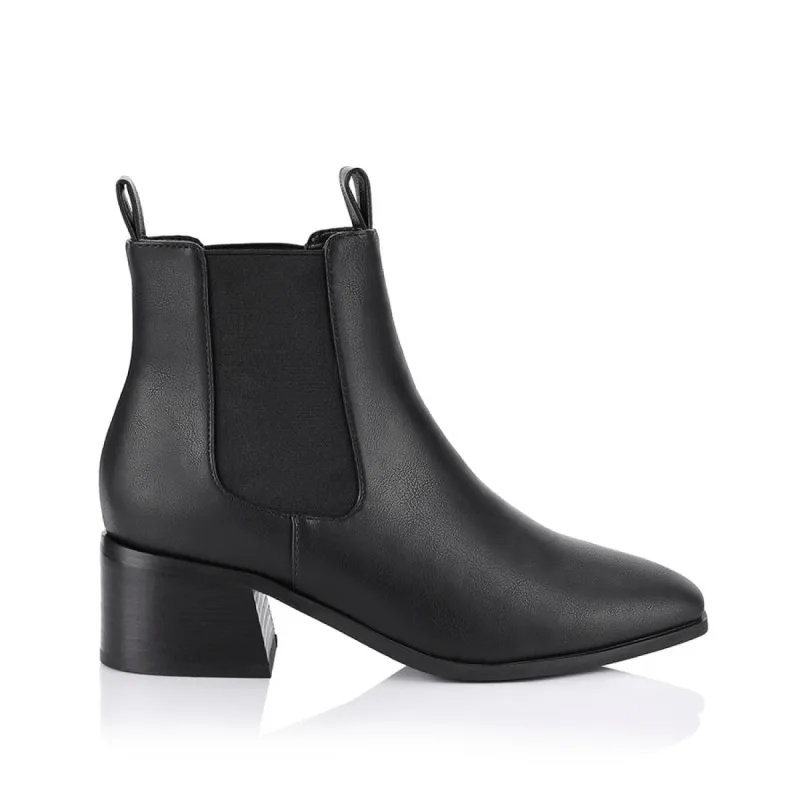Nas II Chelsea Ankle Boots - Black sold by Verali