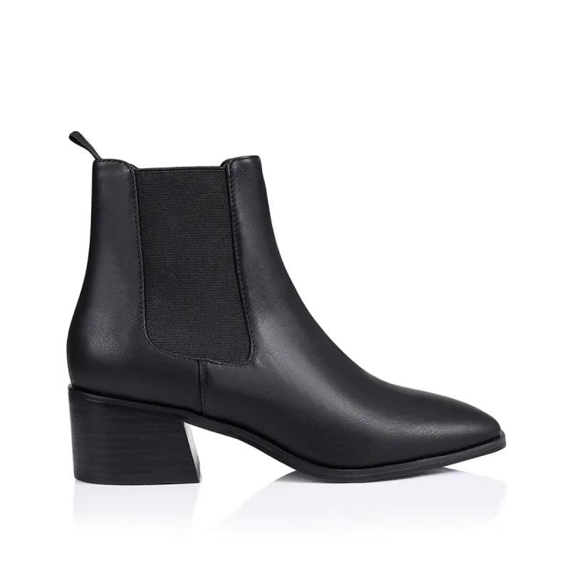 Nas Chelsea Ankle Boots - Black Softee sold by Verali