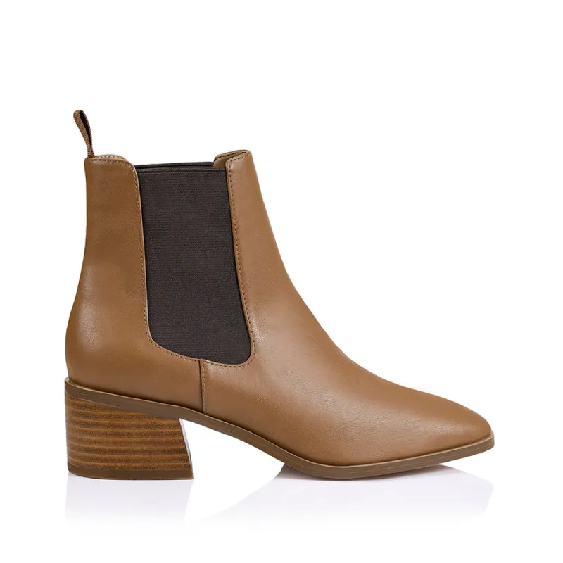 Nas Chelsea Ankle Boots - Tan Softee sold by Verali