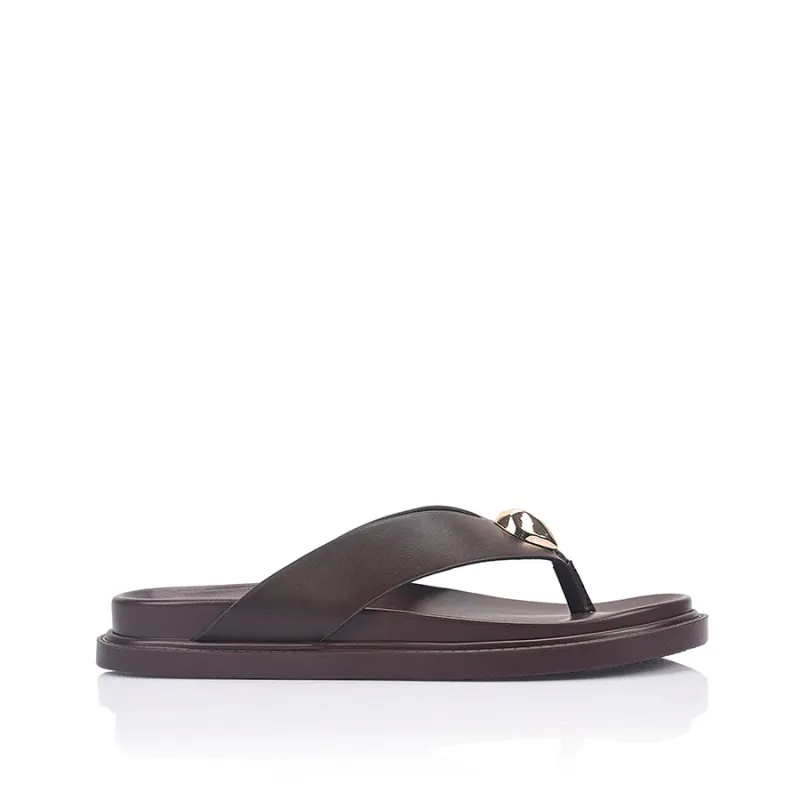 Bri Footbed Thongs - Chocolate Brown made by Verali