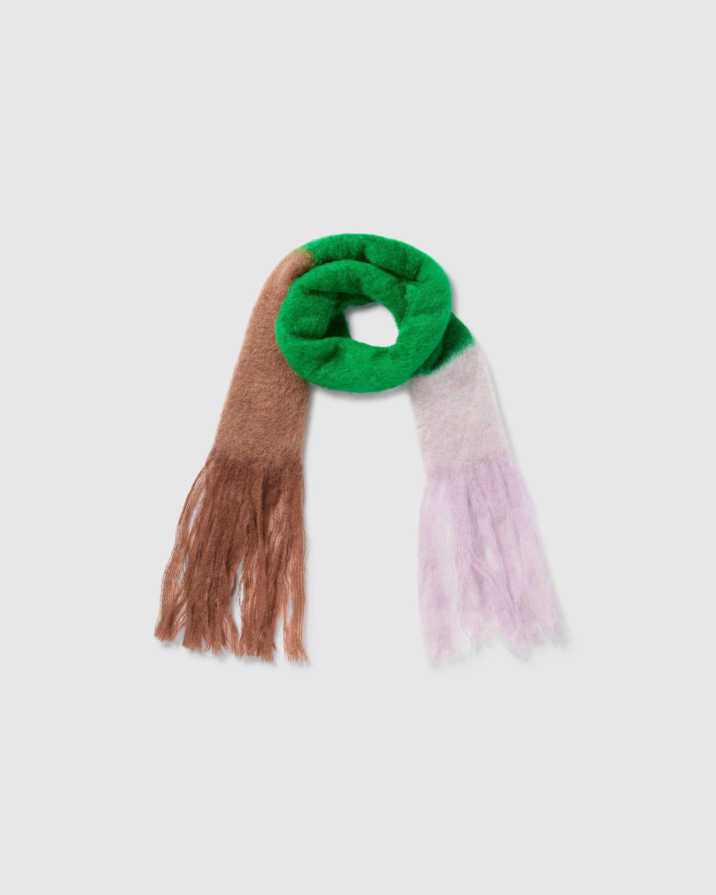 A. BUFANDA ASTÚN sold by Castaner