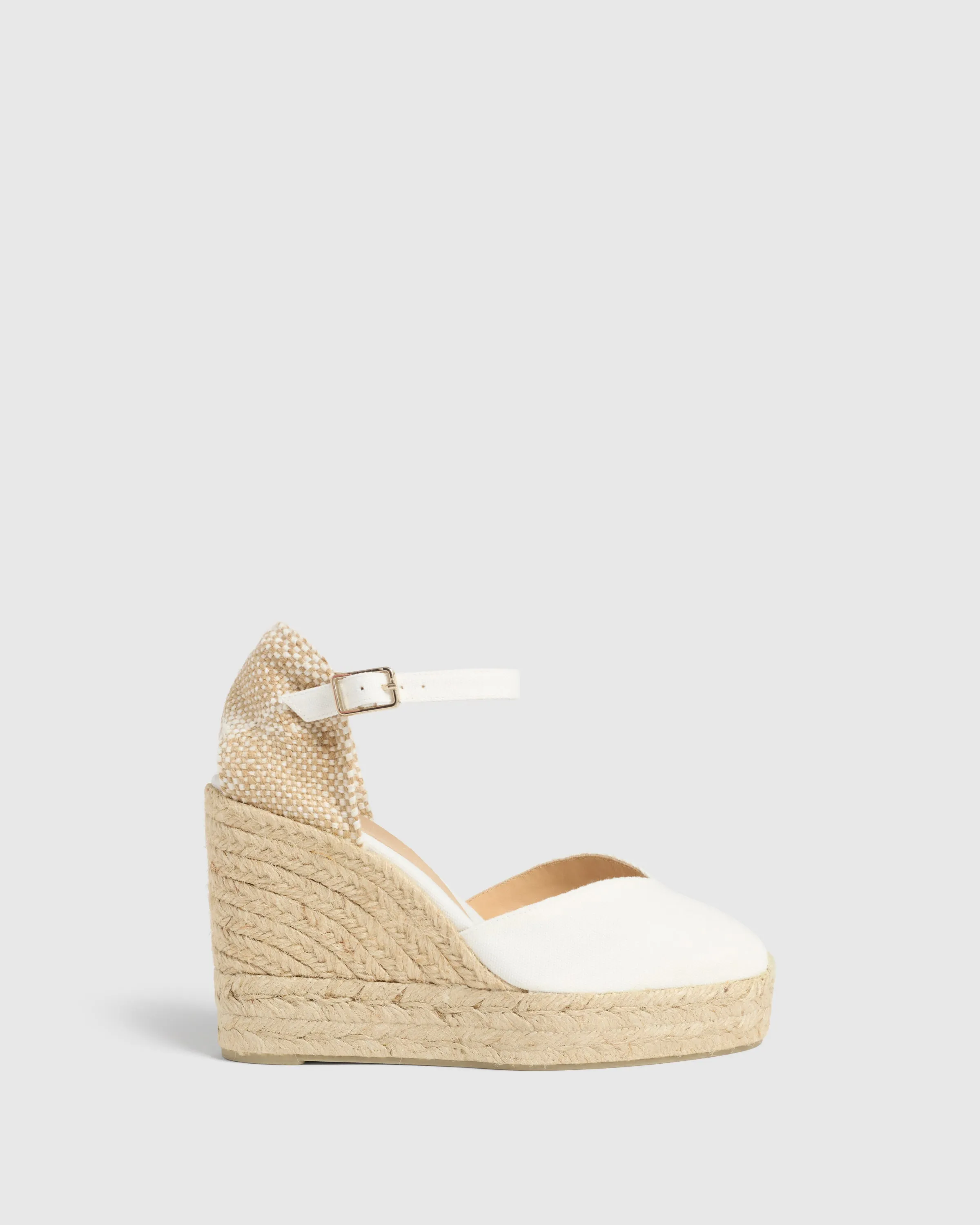 CHIARITA/8ED/001 sold by Castaner