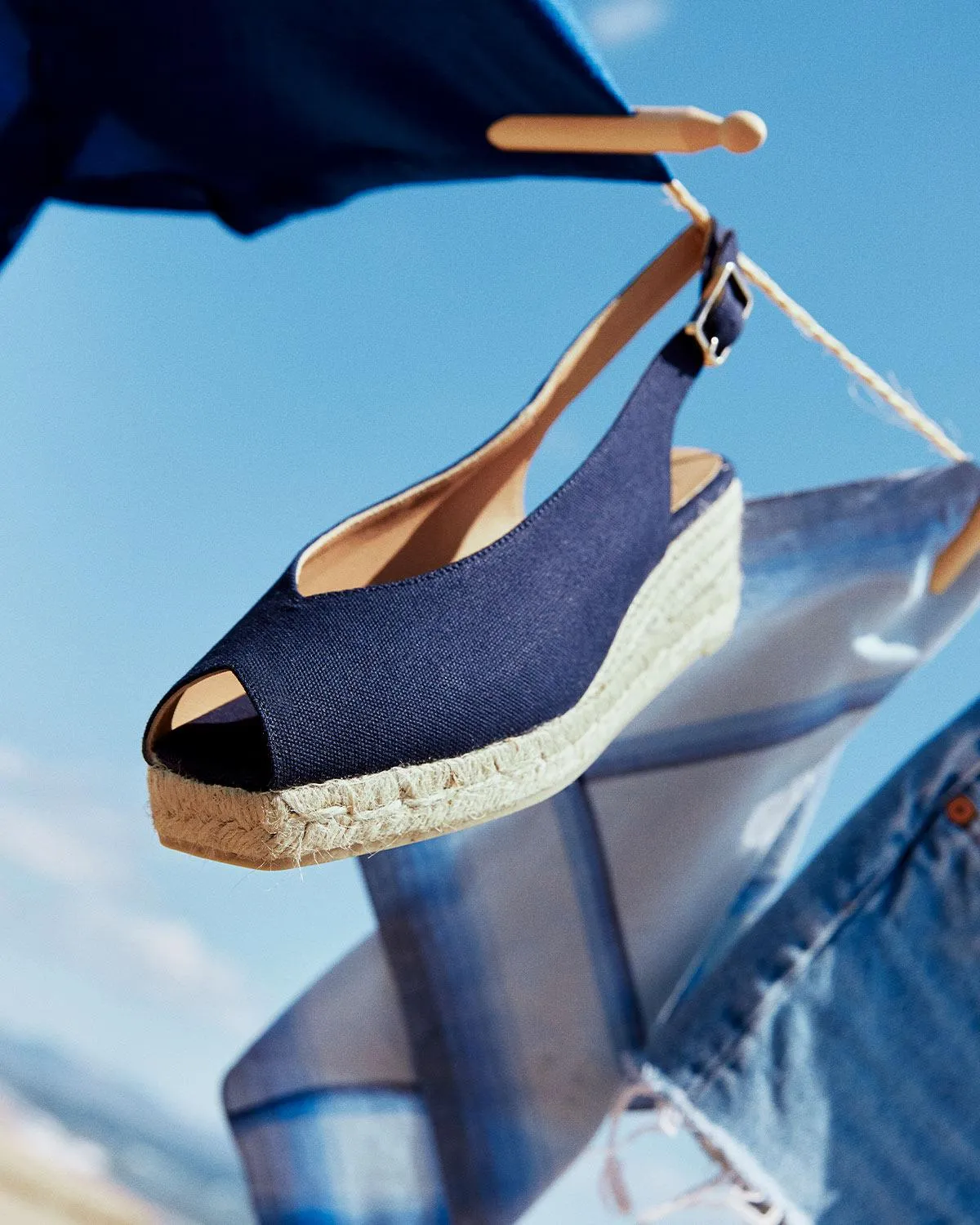 DOSALIA/3/001 sold by Castaner