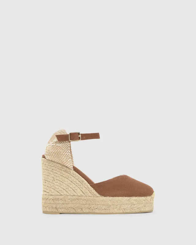 CHIARITA/8ED/002 sold by Castaner