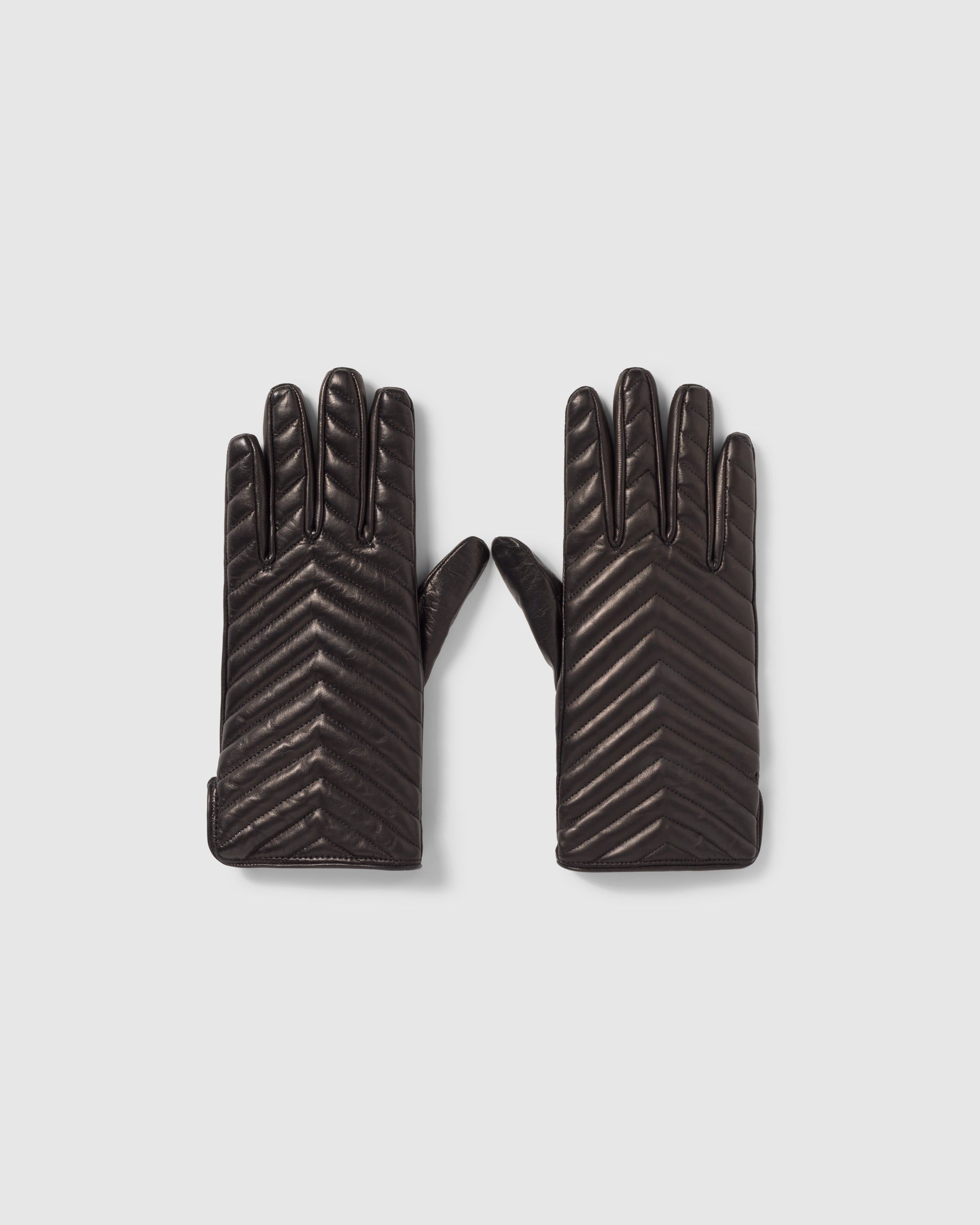 A. GUANTES ANETO sold by Castaner