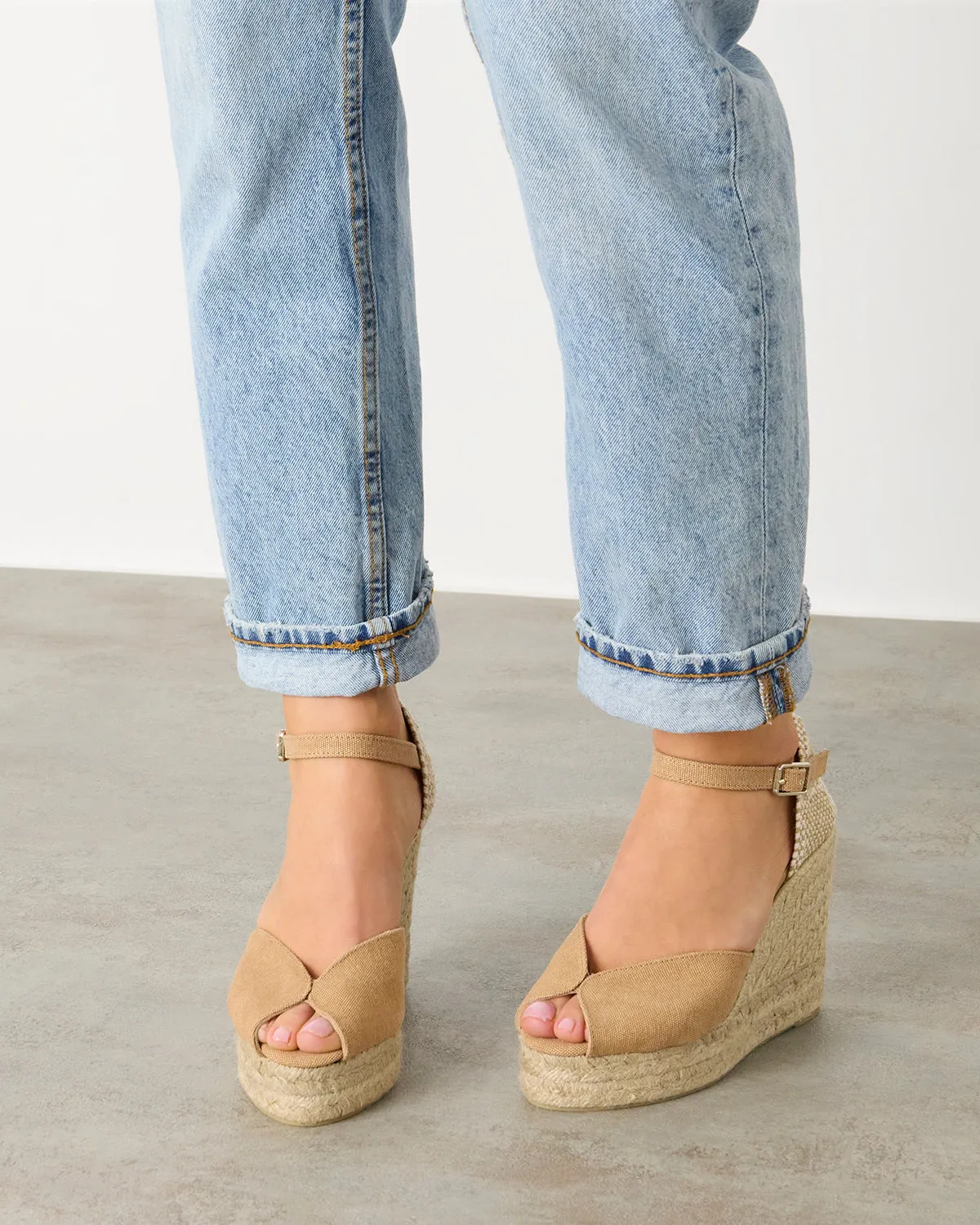 BIANCA/8ED/002 sold by Castaner product image thumbnail 3