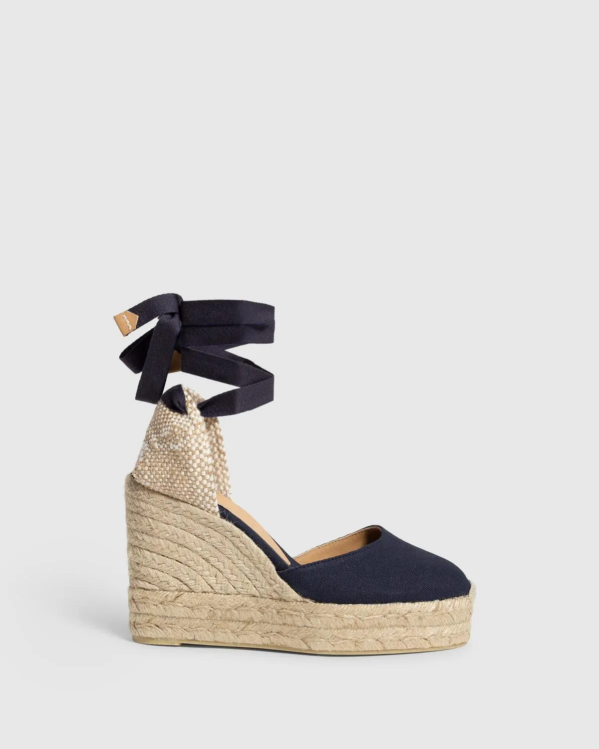 CARINA/8ED/001 sold by Castaner