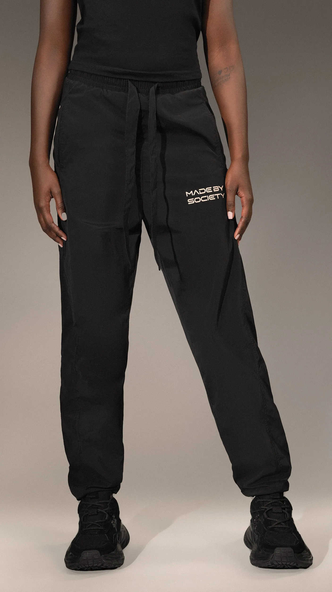 Pantaloni jogger Made By Society - P25743 sold by Made by Society product image thumbnail 2