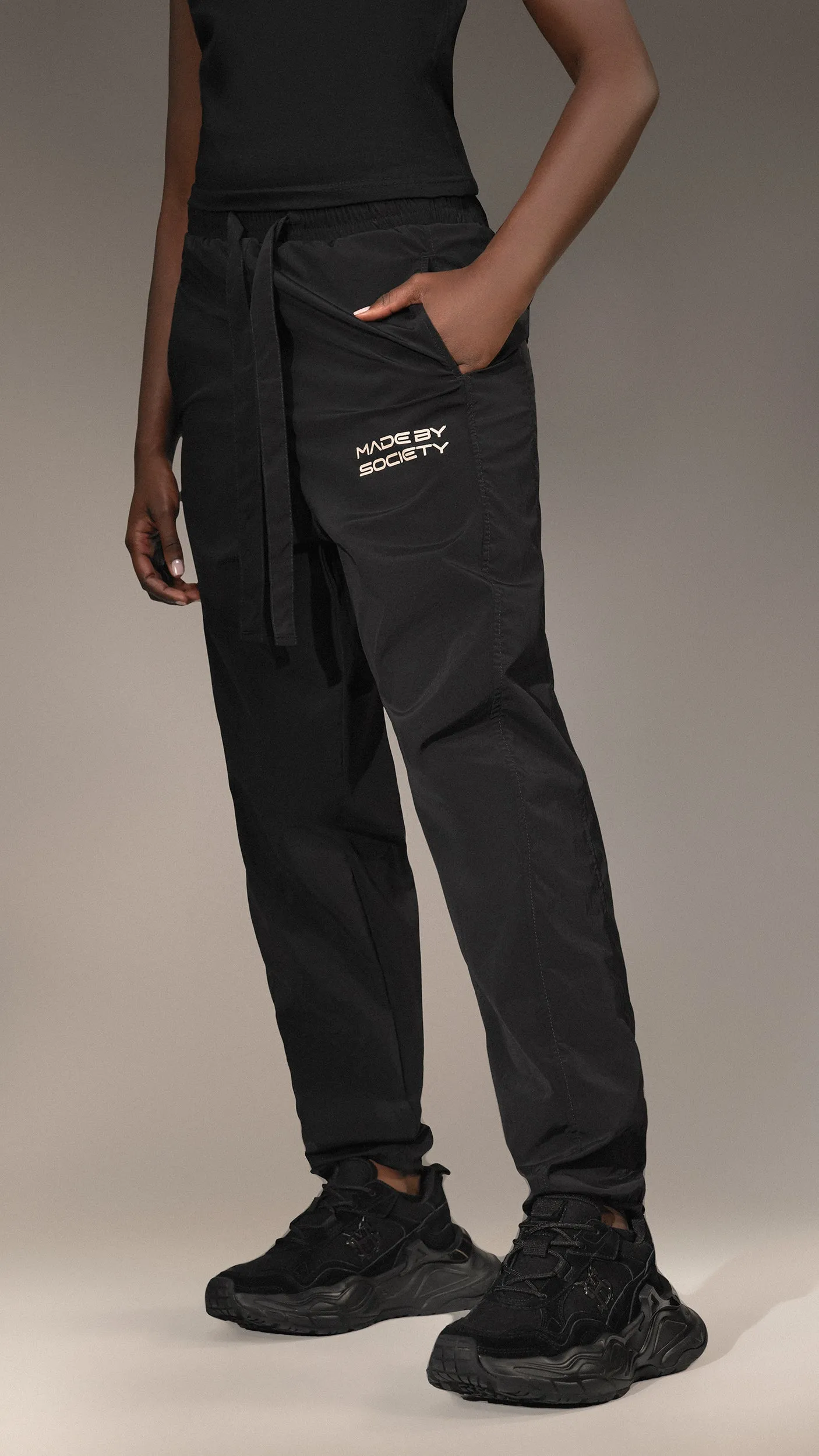 Pantaloni jogger Made By Society - P25743 sold by Made by Society product image thumbnail 3