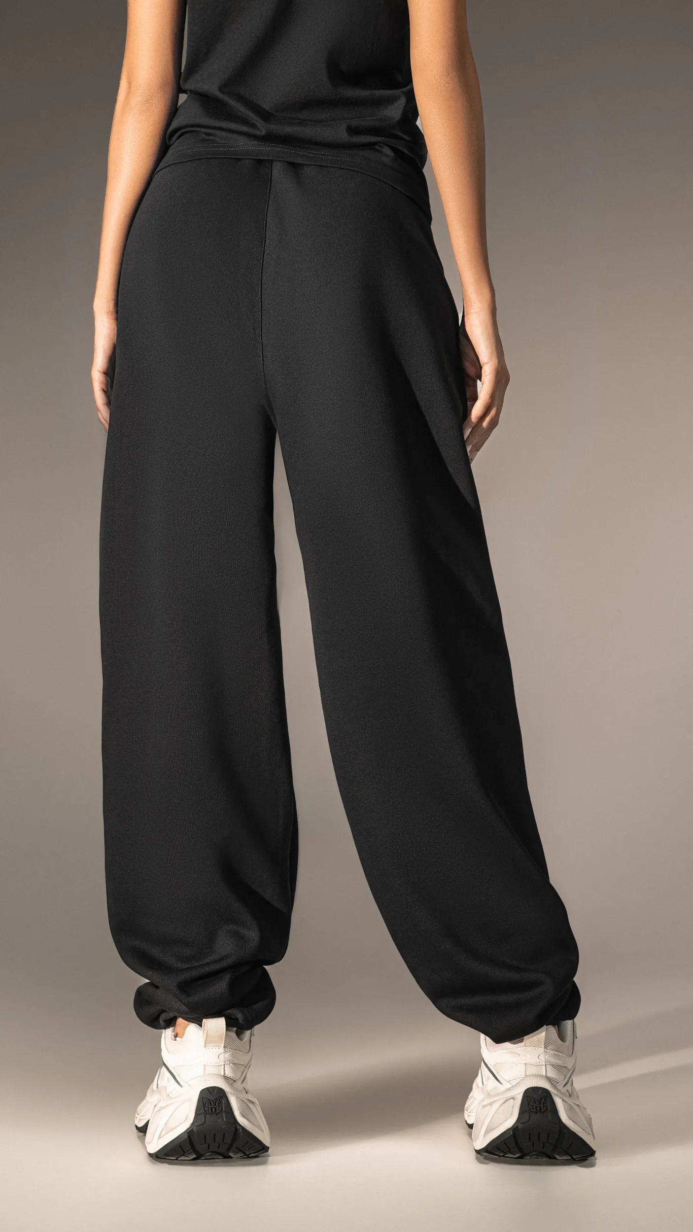 Pantaloni largi "Made by Society" - P25701 sold by Made by Society product image thumbnail 4