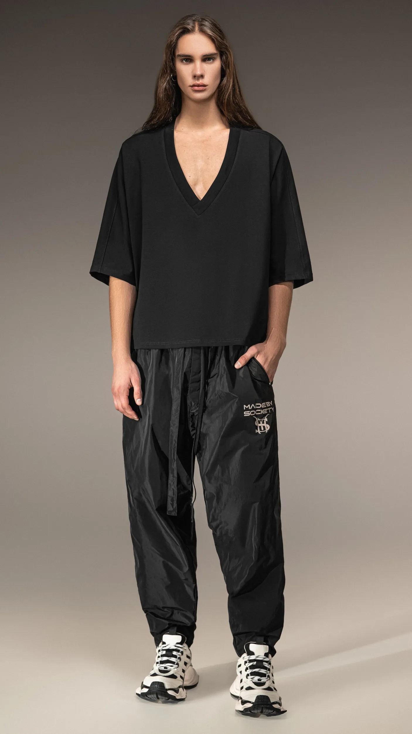 Pantaloni „Made by Society” – Design Modern și Confort – P15612 sold by Made by Society product image thumbnail 2