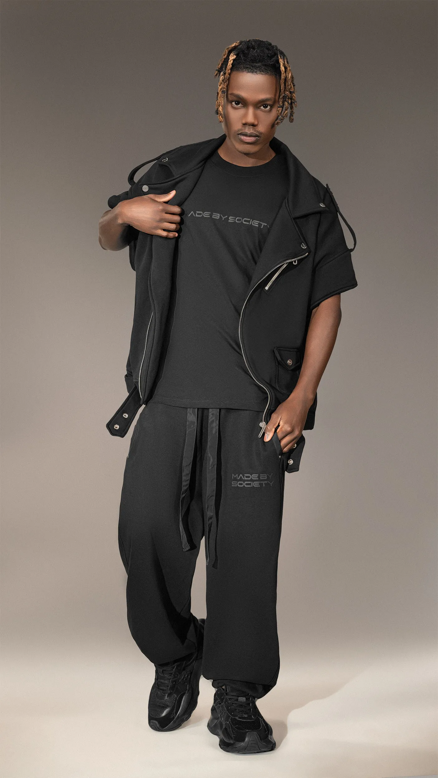 Tricou Negru "MADE BY SOCIETY" - T15765 sold by Made by Society