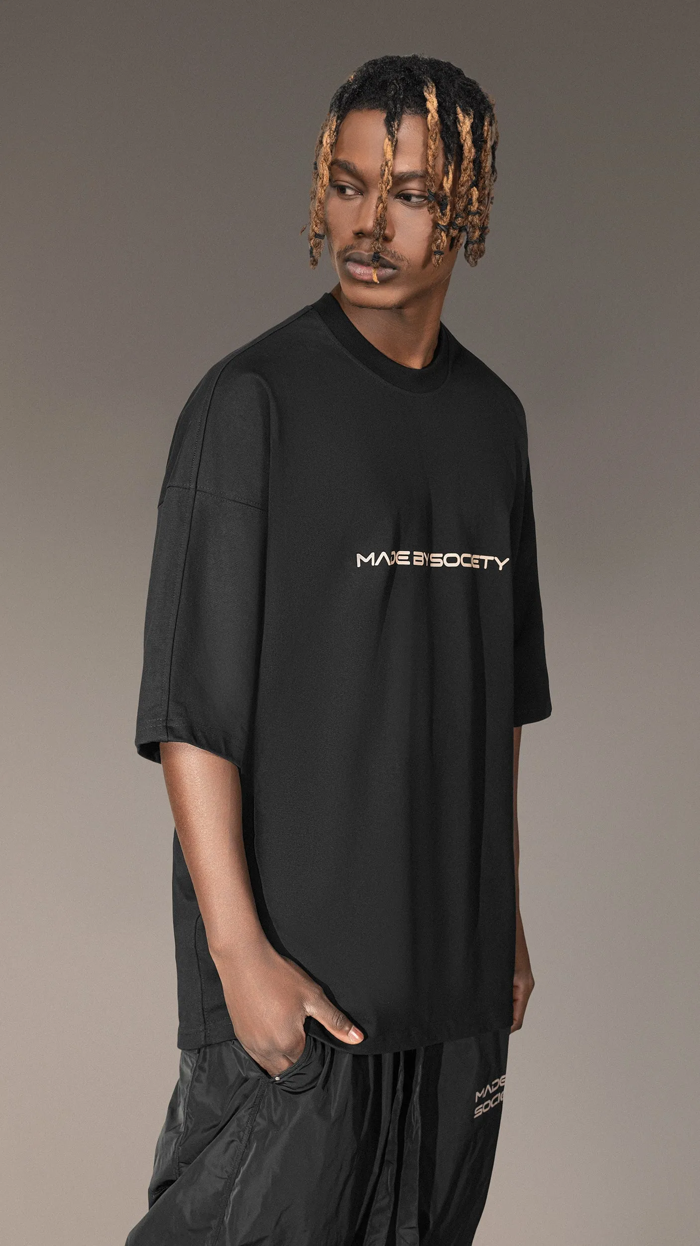 Oversized T-Shirt "MADE BY SOCIETY" - T15771 sold by Made by Society product image thumbnail 3