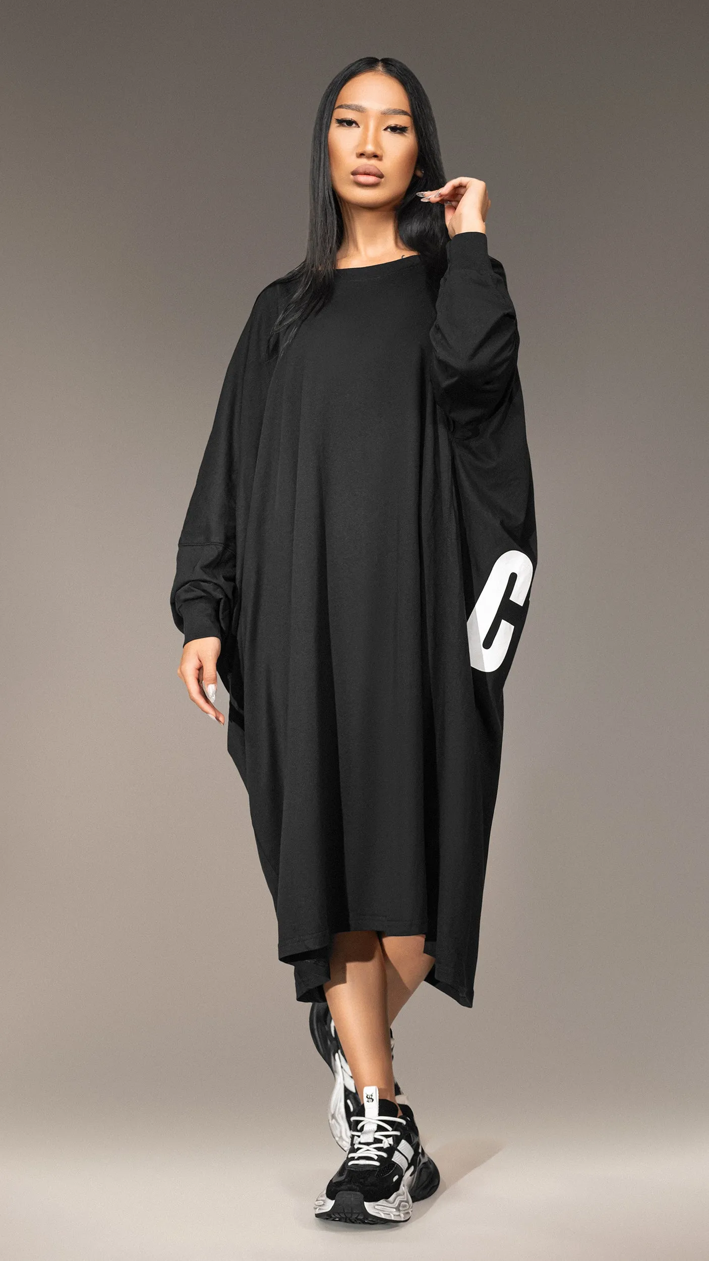 Oversize T-Shirt "C'est la vie" - T25529 sold by Made by Society product image thumbnail 2