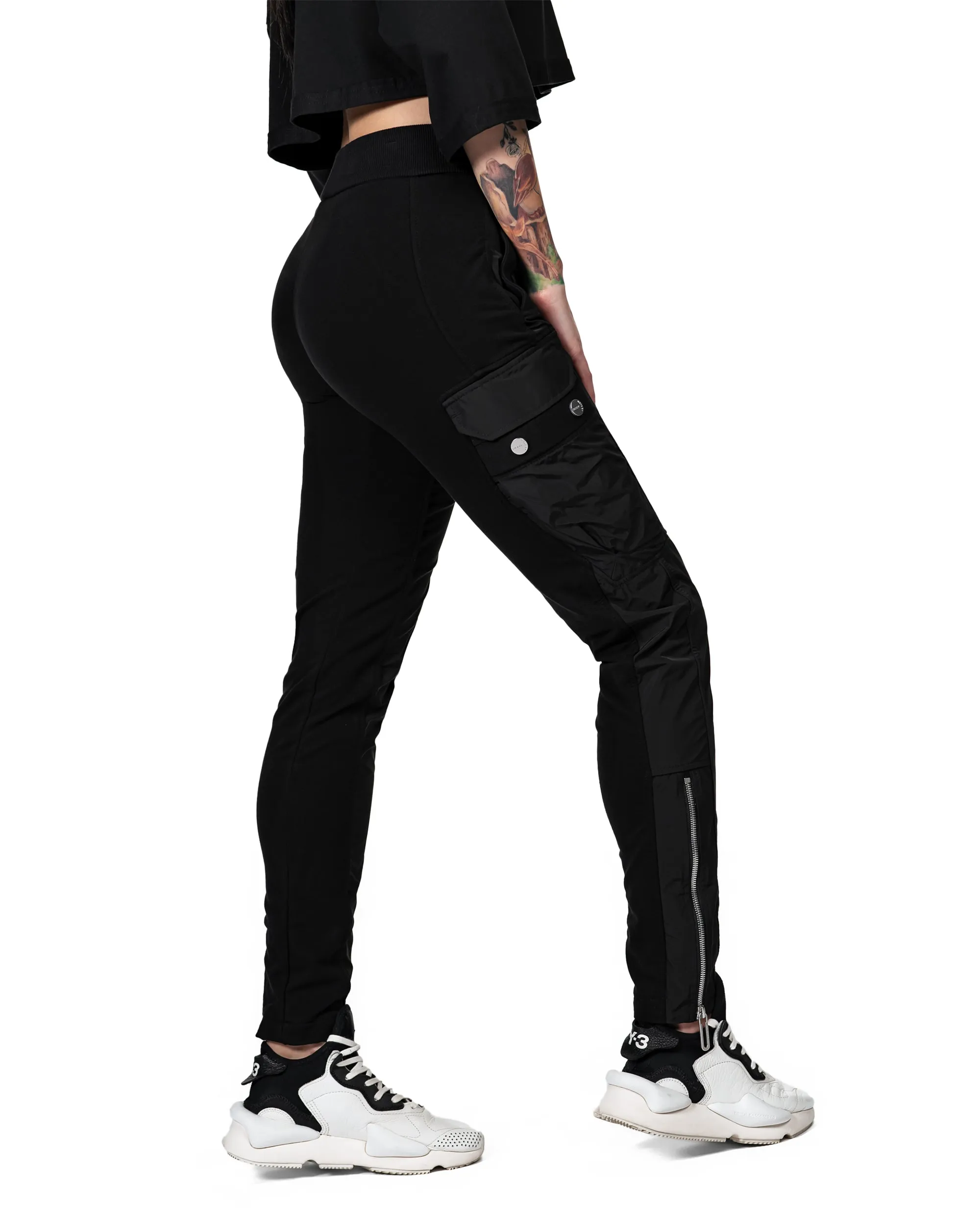 Zipper cargo pants - P24082 sold by Made by Society product image thumbnail 4