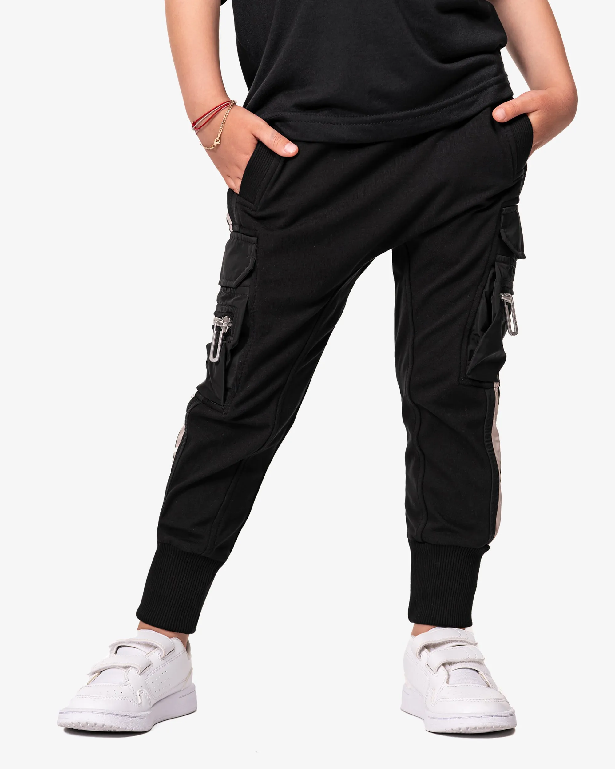 Vertical lines cargo pants - P33545 sold by Made by Society product image thumbnail 3
