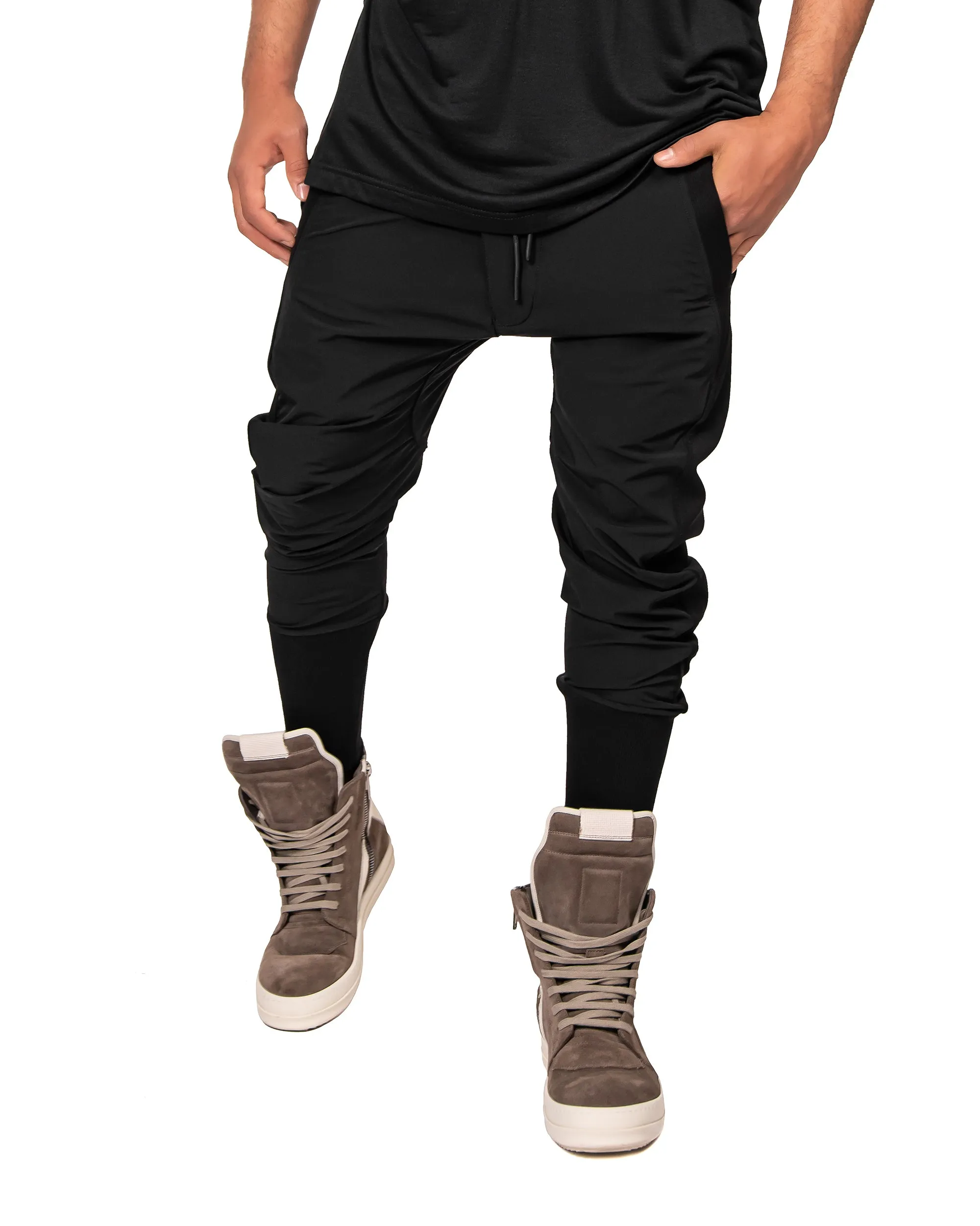 Slim jogger - P12595 sold by Made by Society