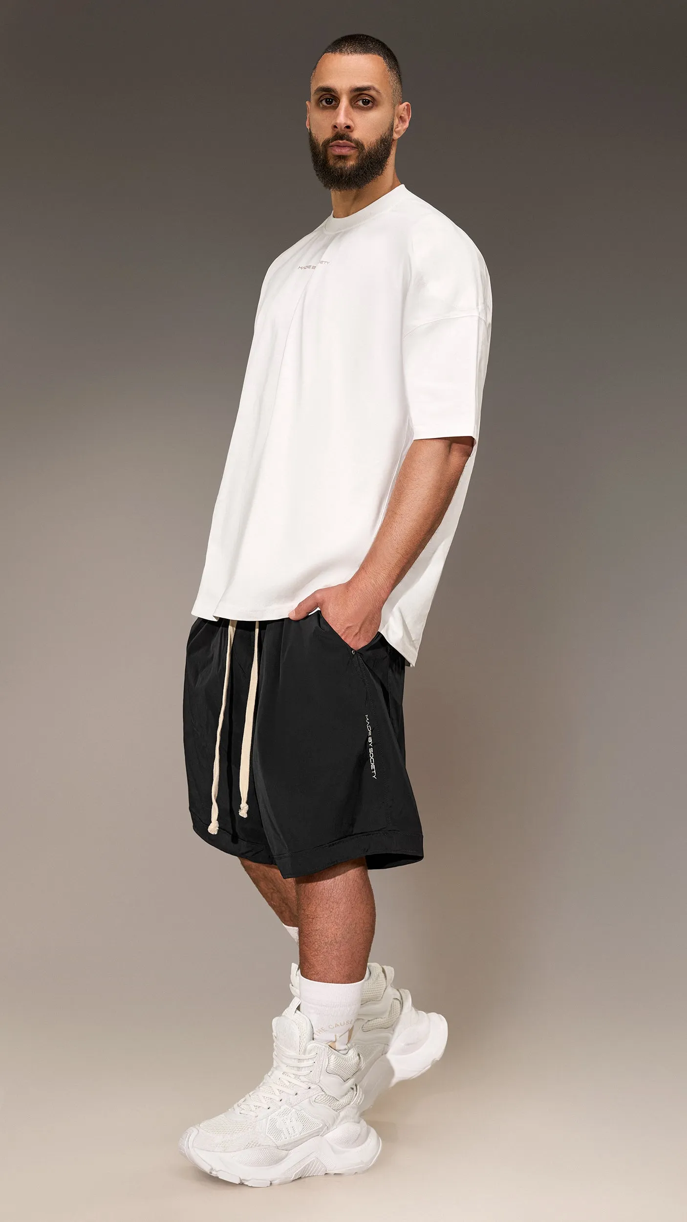 Bermuda Shorts Made by Society - B16233 sold by Made by Society
