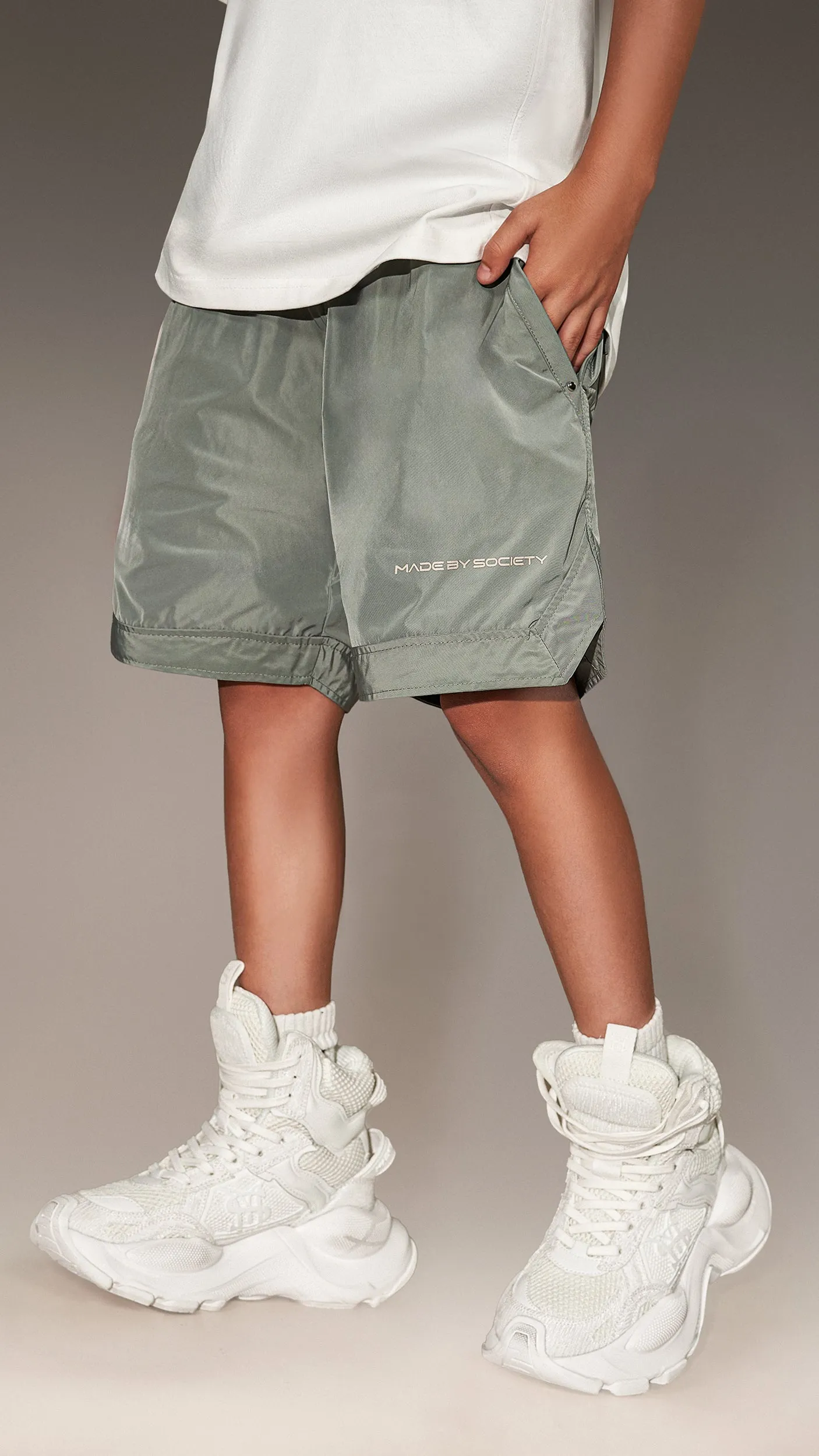 Bermuda Made by Society - B36258 sold by Made by Society product image thumbnail 2