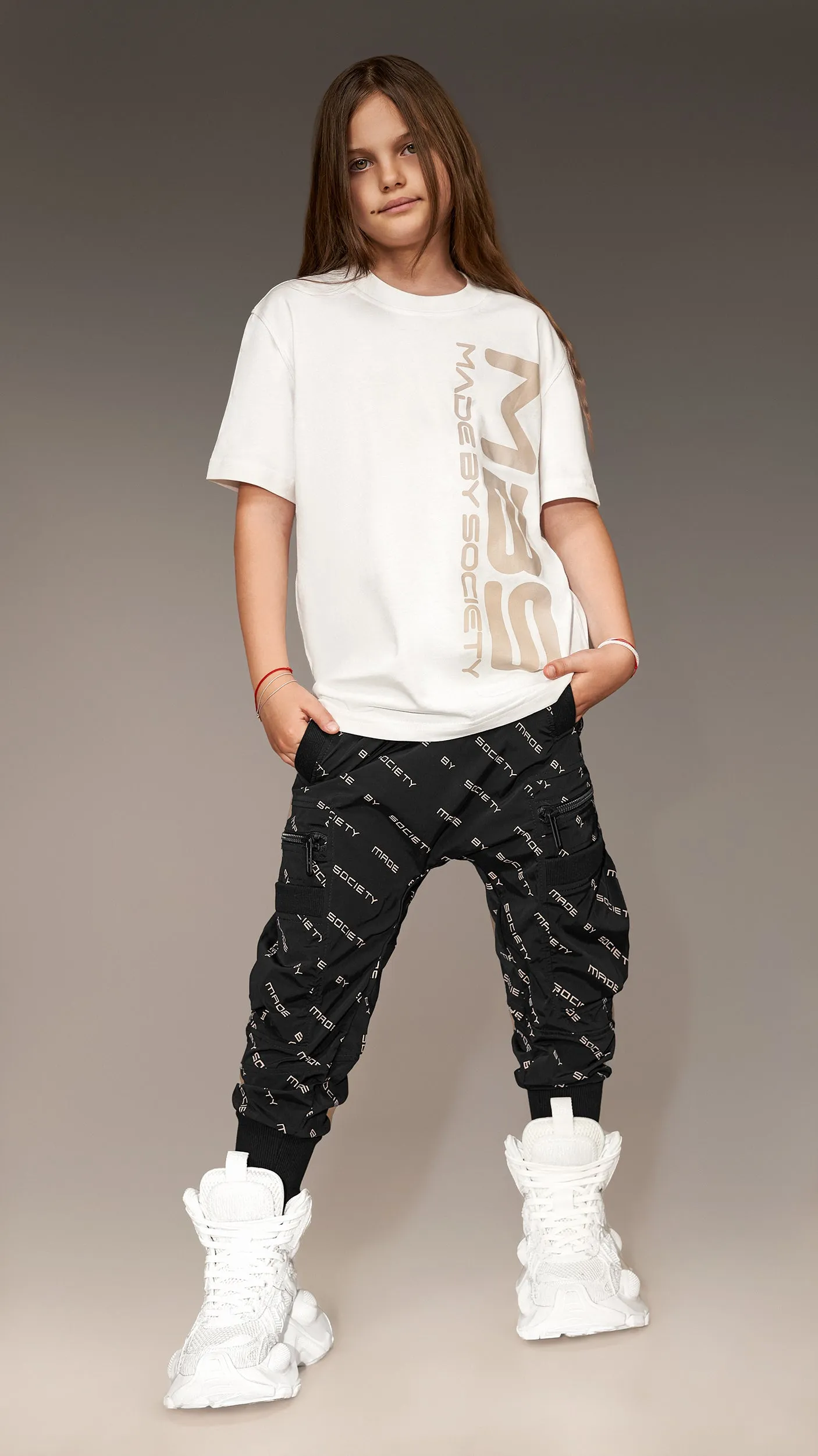 Pantaloni cargo - P35179 sold by Made by Society