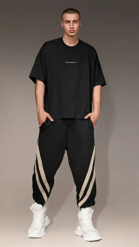 Pantaloni joggers - P15185 sold by Made by Society