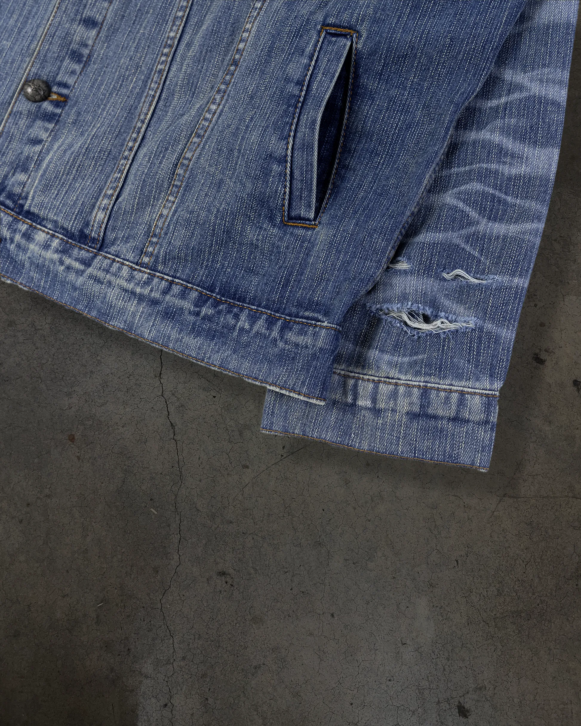 FADED DENIM JACKET (LIGHT WASH) sold by Ditch product image thumbnail 5