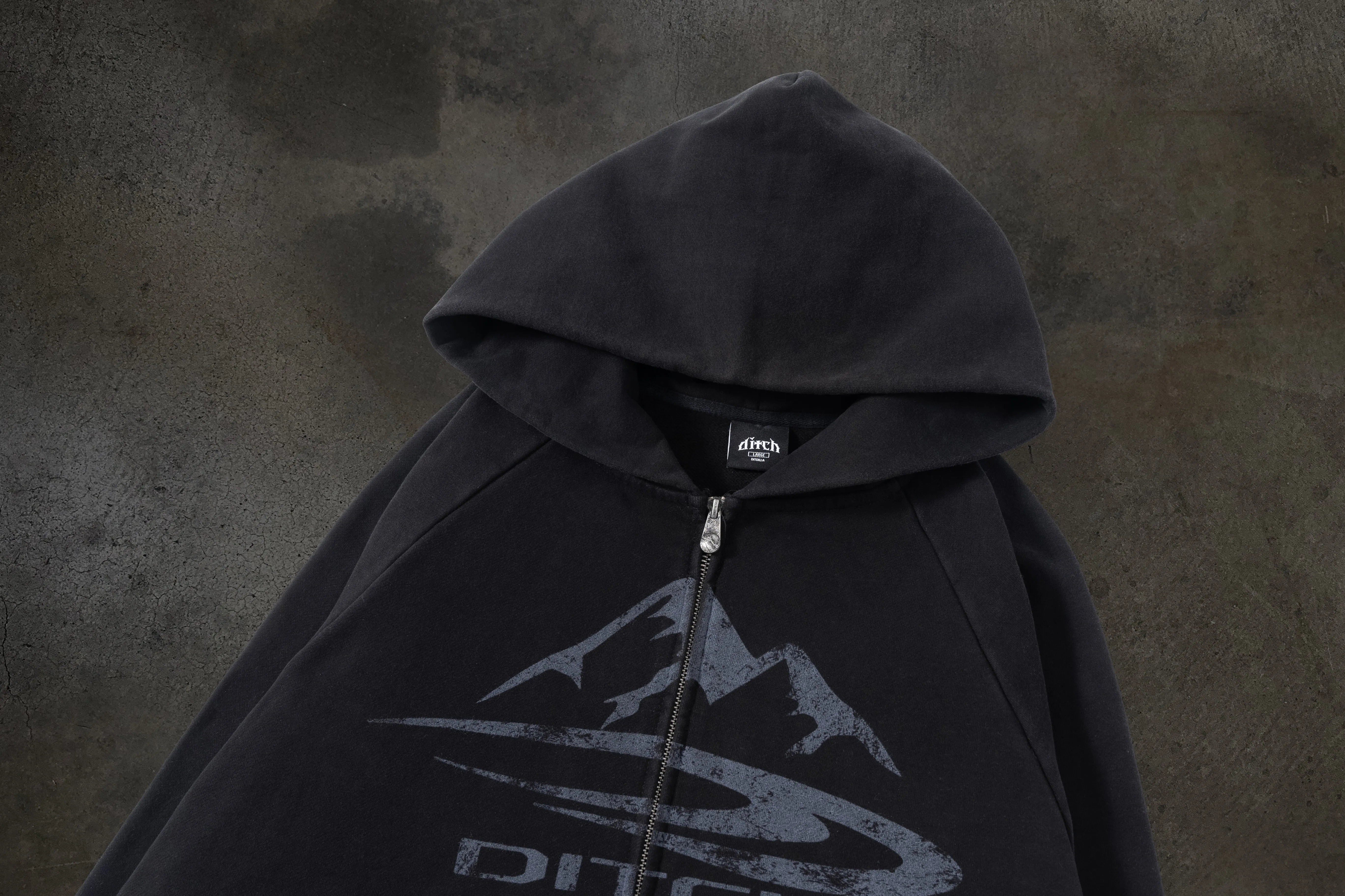 SUMMIT ZIPUP (COAL) sold by Ditch product image thumbnail 3