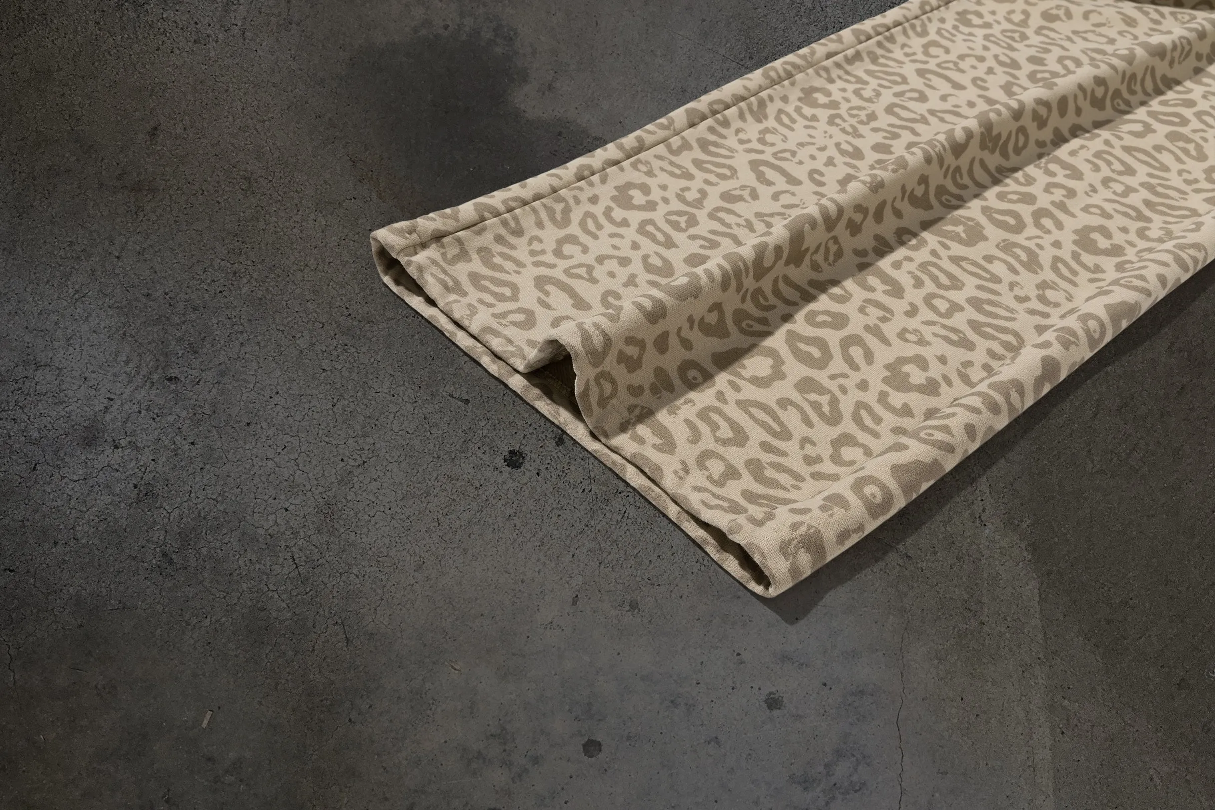 CHEETAH SWEATS (SAFARI) sold by Ditch product image thumbnail 5