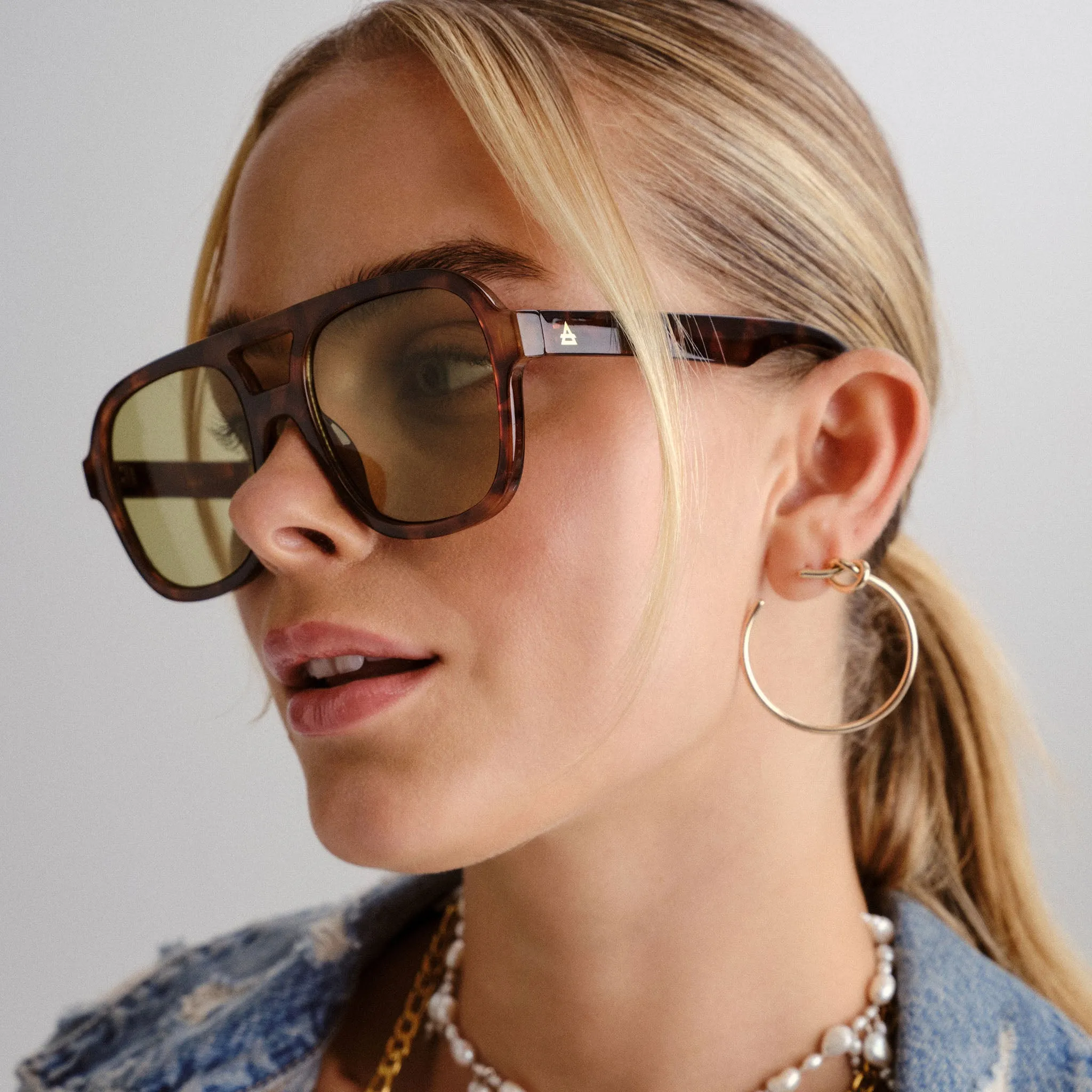 Whirlpool - Dark Tort Khaki Tint sold by Aire product image thumbnail 5